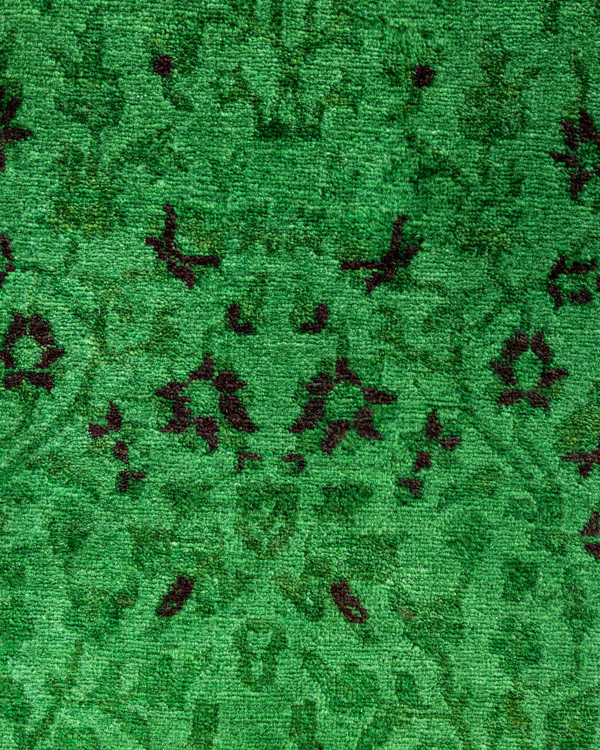 Pakistani Contemporary Fine Vibrance Hand Knotted Wool Green Area Rug For Sale