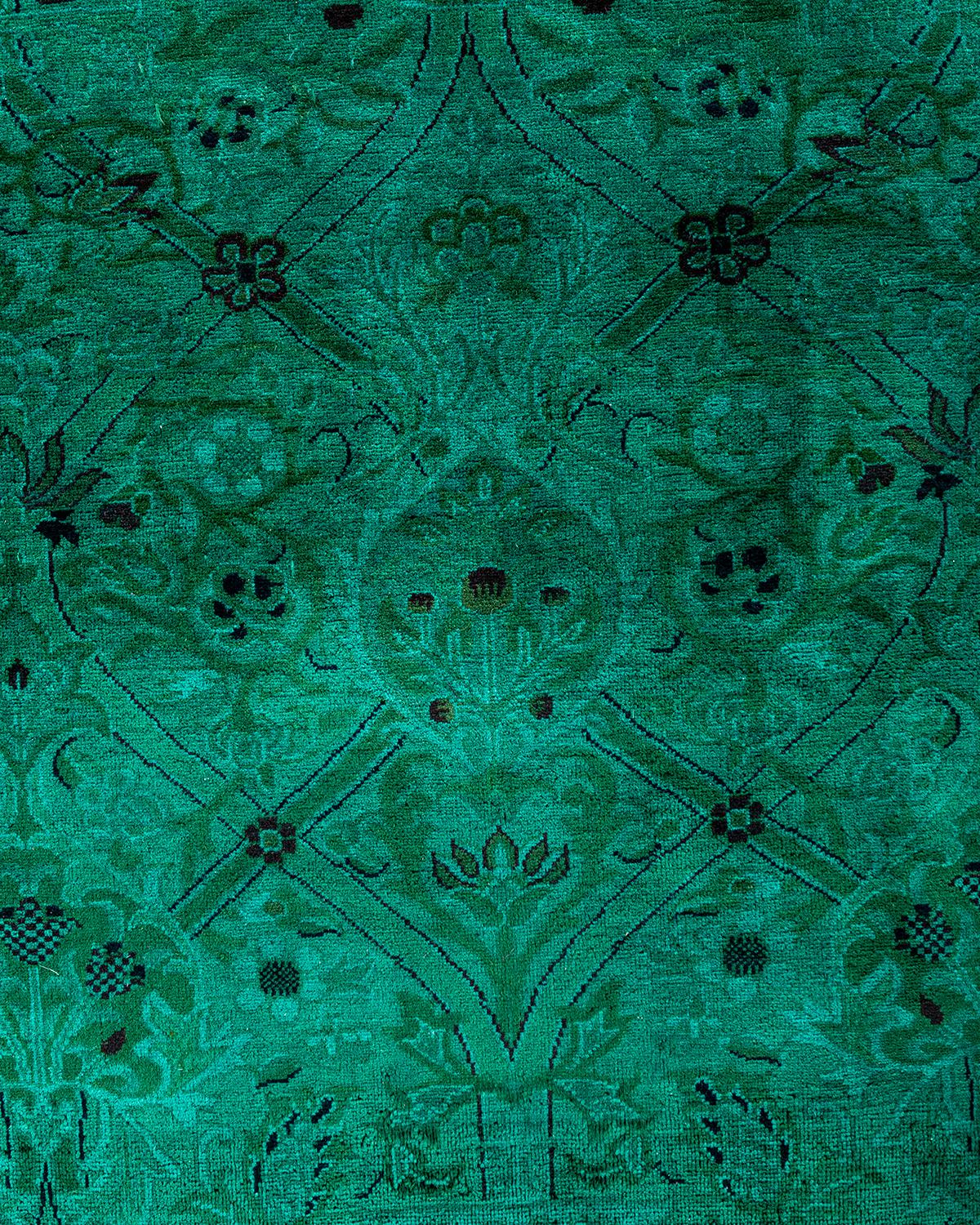 Pakistani Contemporary Fine Vibrance Hand Knotted Wool Green Area Rug For Sale