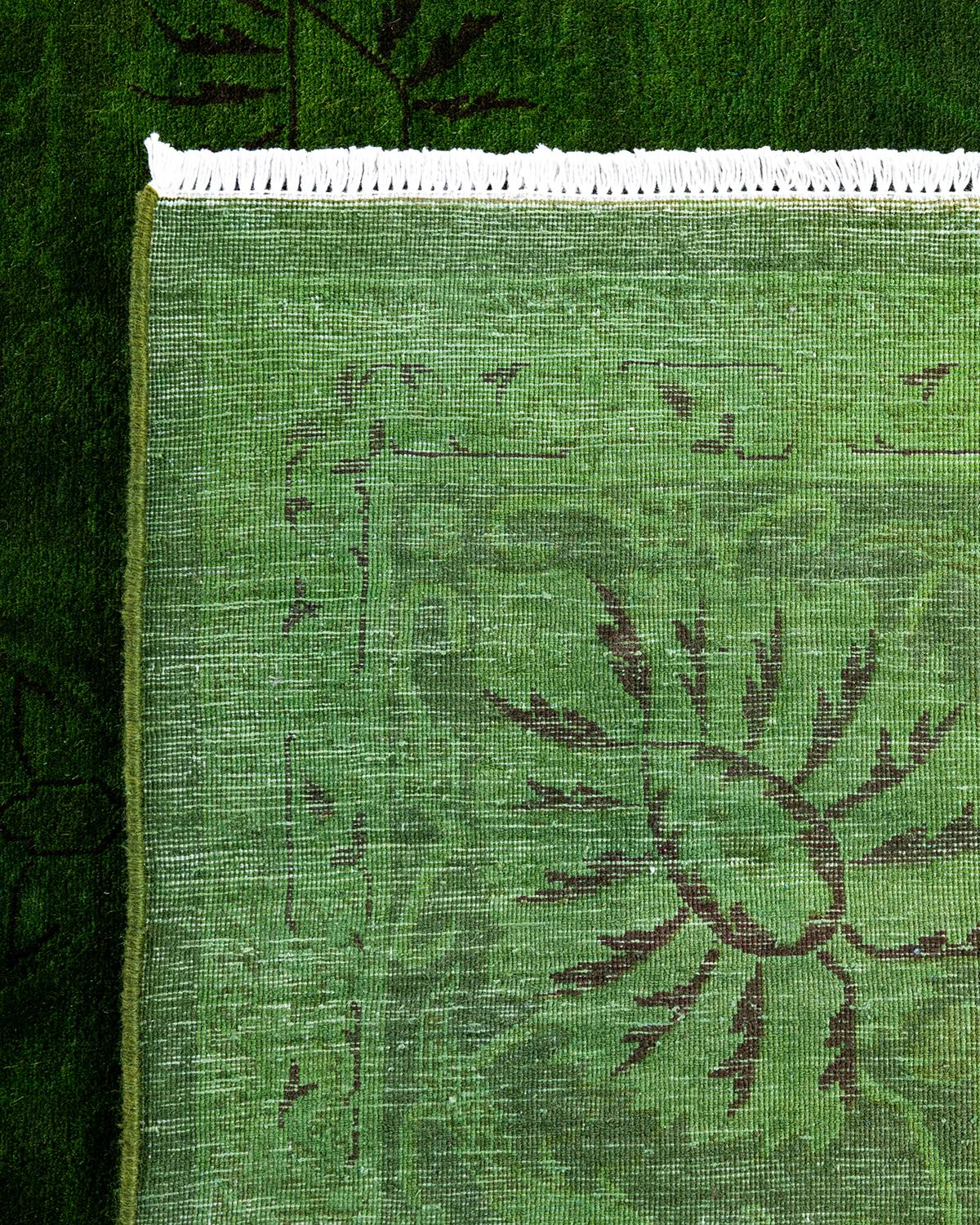 XXIe siècle et contemporain Contemporary Fine Vibrance Hand Knotted Wool Green Area Rug (Tapis de sol en laine verte nouée à la main) en vente