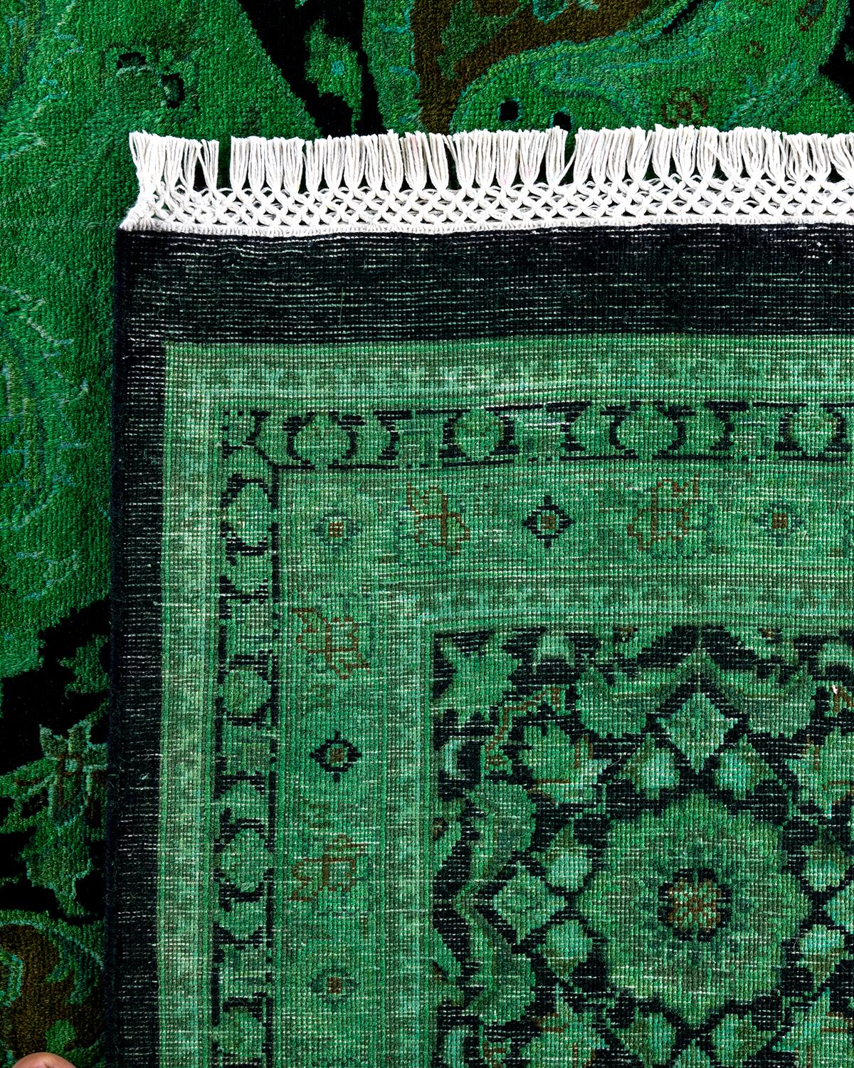 XXIe siècle et contemporain Contemporary Fine Vibrance Hand Knotted Wool Green Area Rug (Tapis de sol en laine verte nouée à la main) en vente