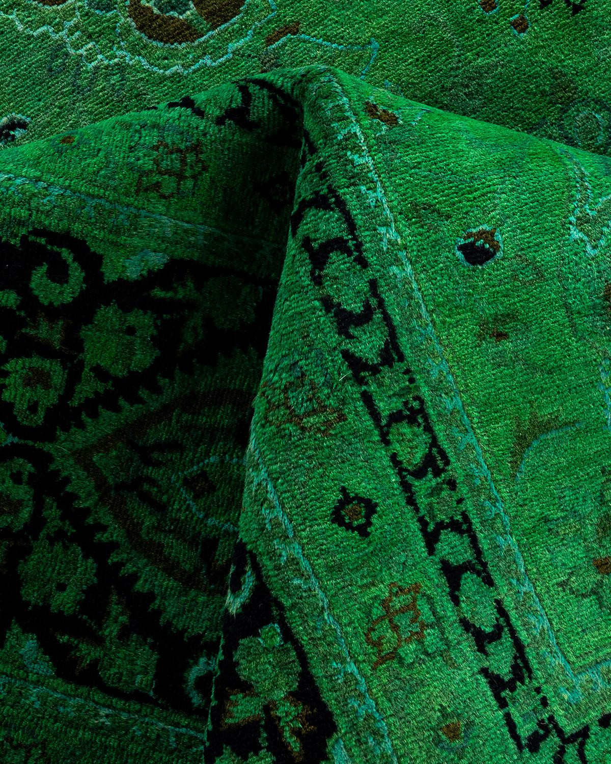 Contemporary Fine Vibrance Hand Knotted Wool Green Area Rug (Tapis de sol en laine verte nouée à la main) en vente 1