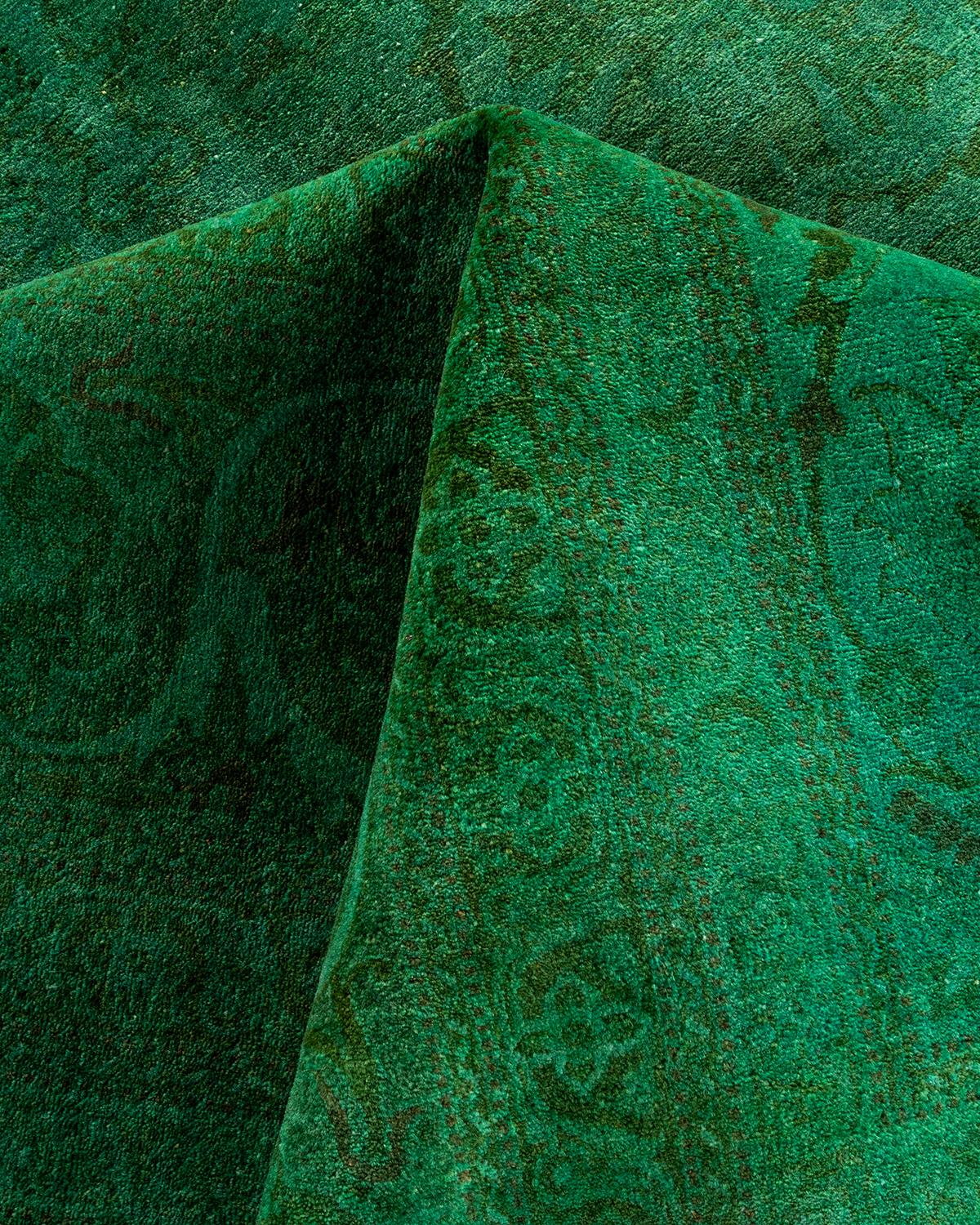 Contemporary Fine Vibrance Hand Knotted Wool Green Area Rug (Tapis de sol en laine verte nouée à la main) en vente 1