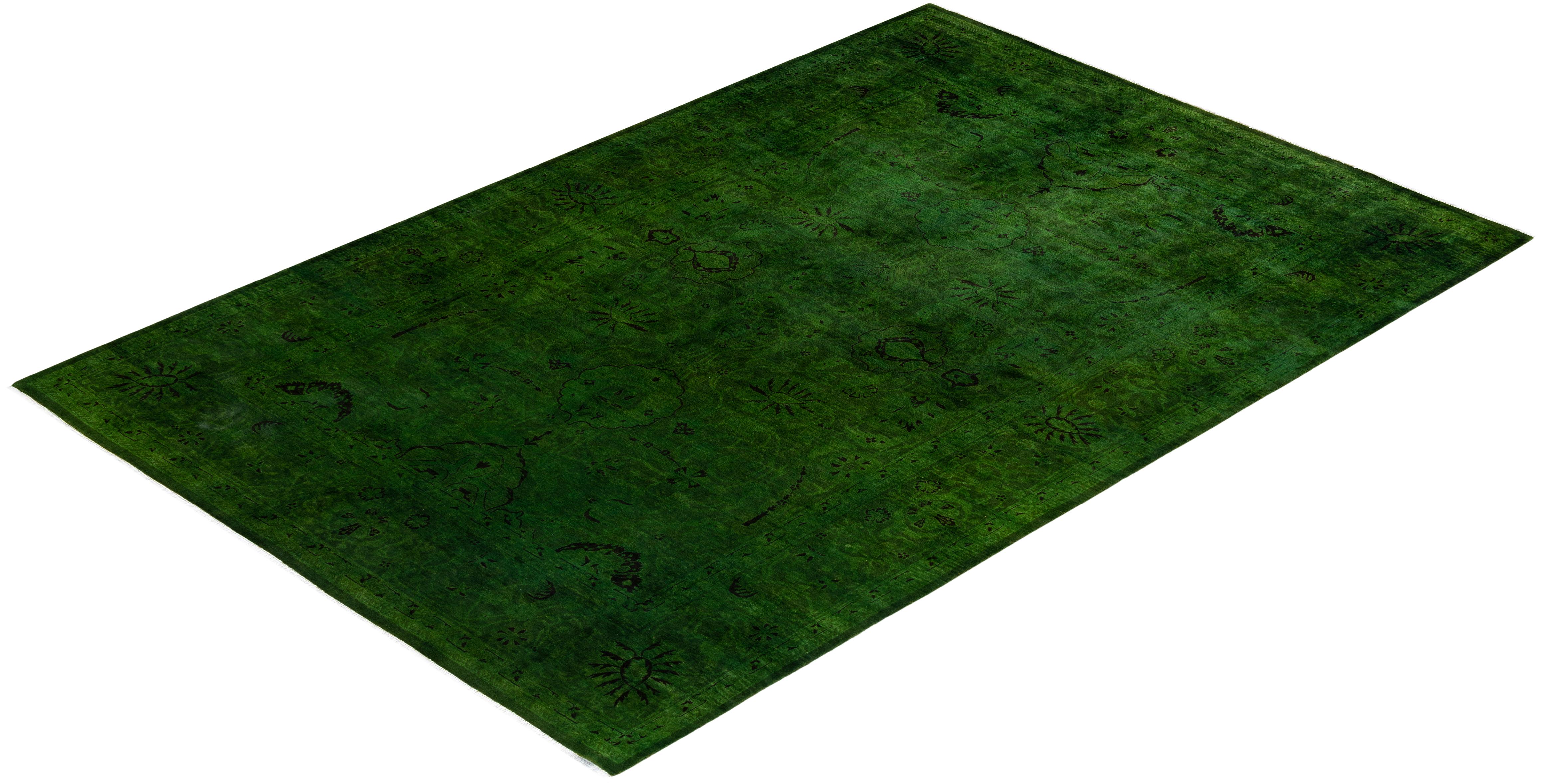 Contemporary Fine Vibrance Hand Knotted Wool Green Area Rug (Tapis de sol en laine verte nouée à la main) en vente 2