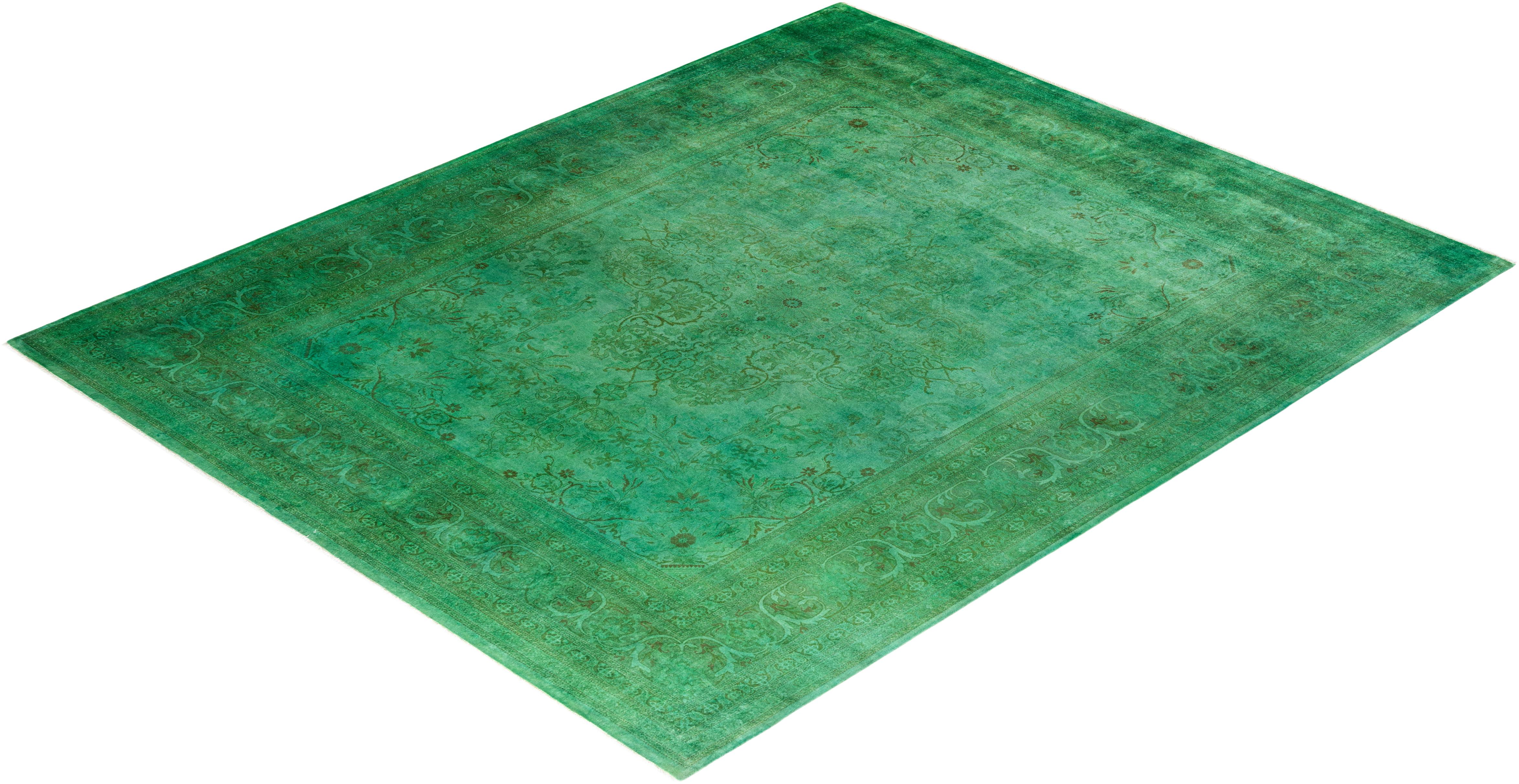 Contemporary Fine Vibrance Hand Knotted Wool Green Area Rug (Tapis de sol en laine verte nouée à la main) en vente 2