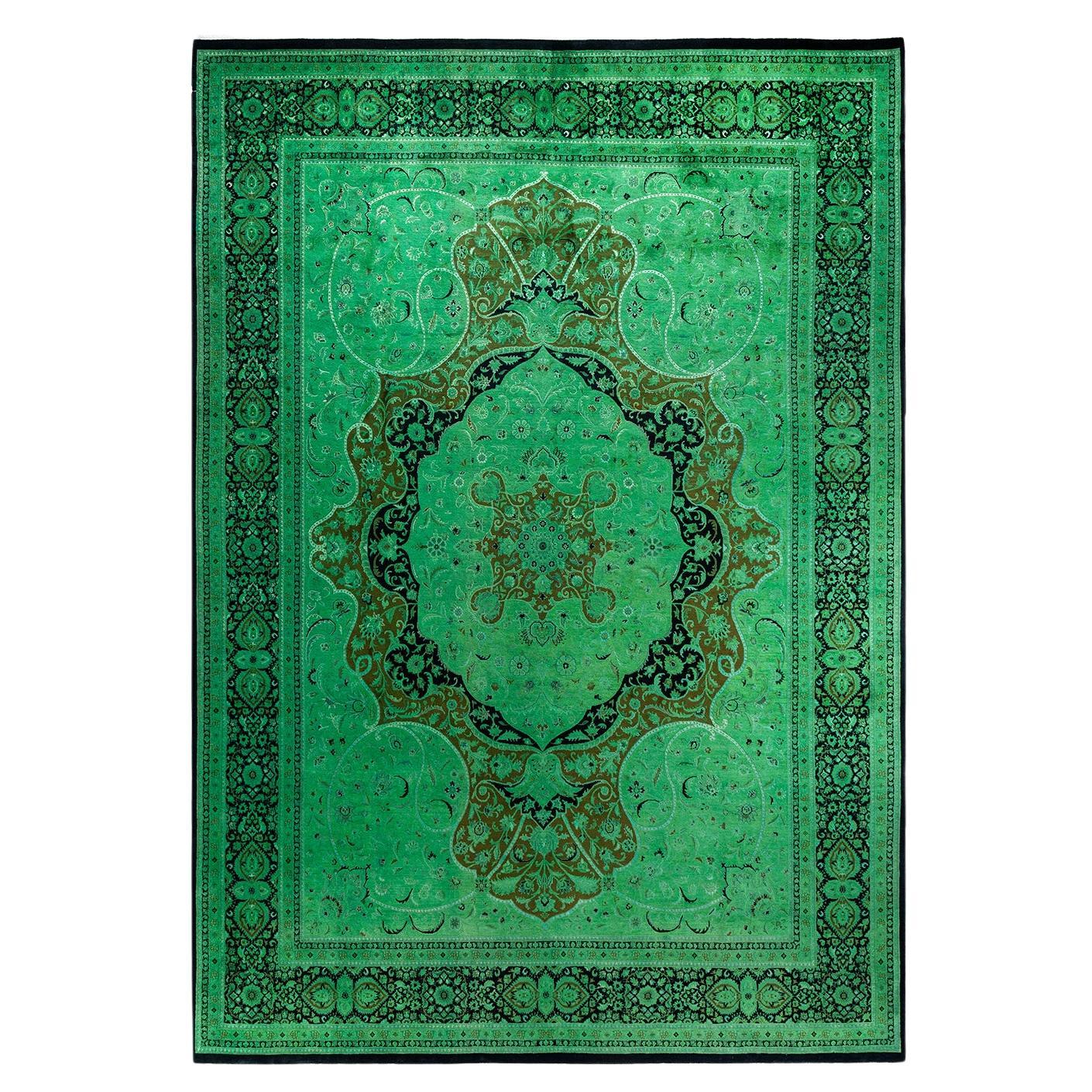 Contemporary Fine Vibrance Hand Knotted Wool Green Area Rug (Tapis de sol en laine verte nouée à la main)