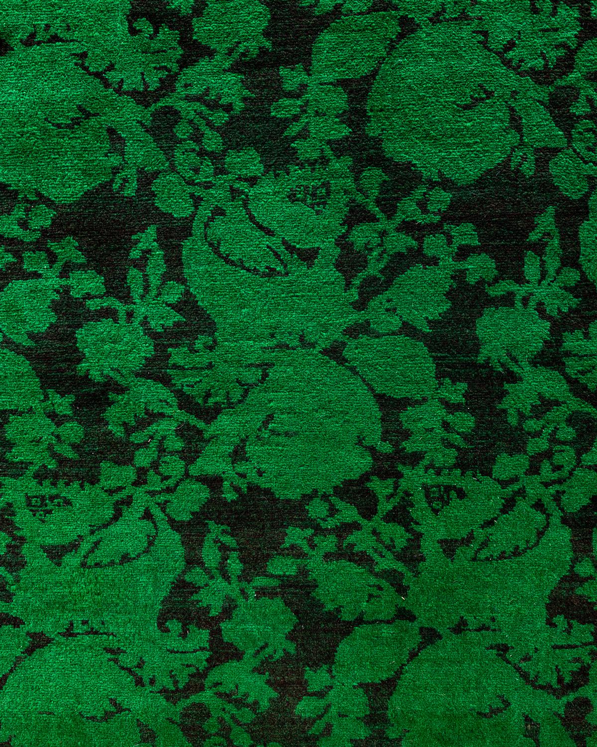 Pakistano Runner contemporaneo in lana annodata a mano di colore verde Fine Vibrance in vendita