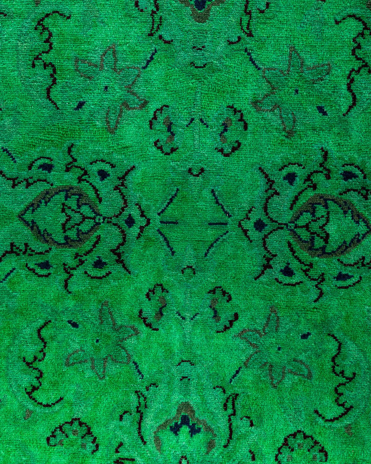 Pakistanais Chemin de table contemporain en laine fine nouée à la main, de couleur verte en vente