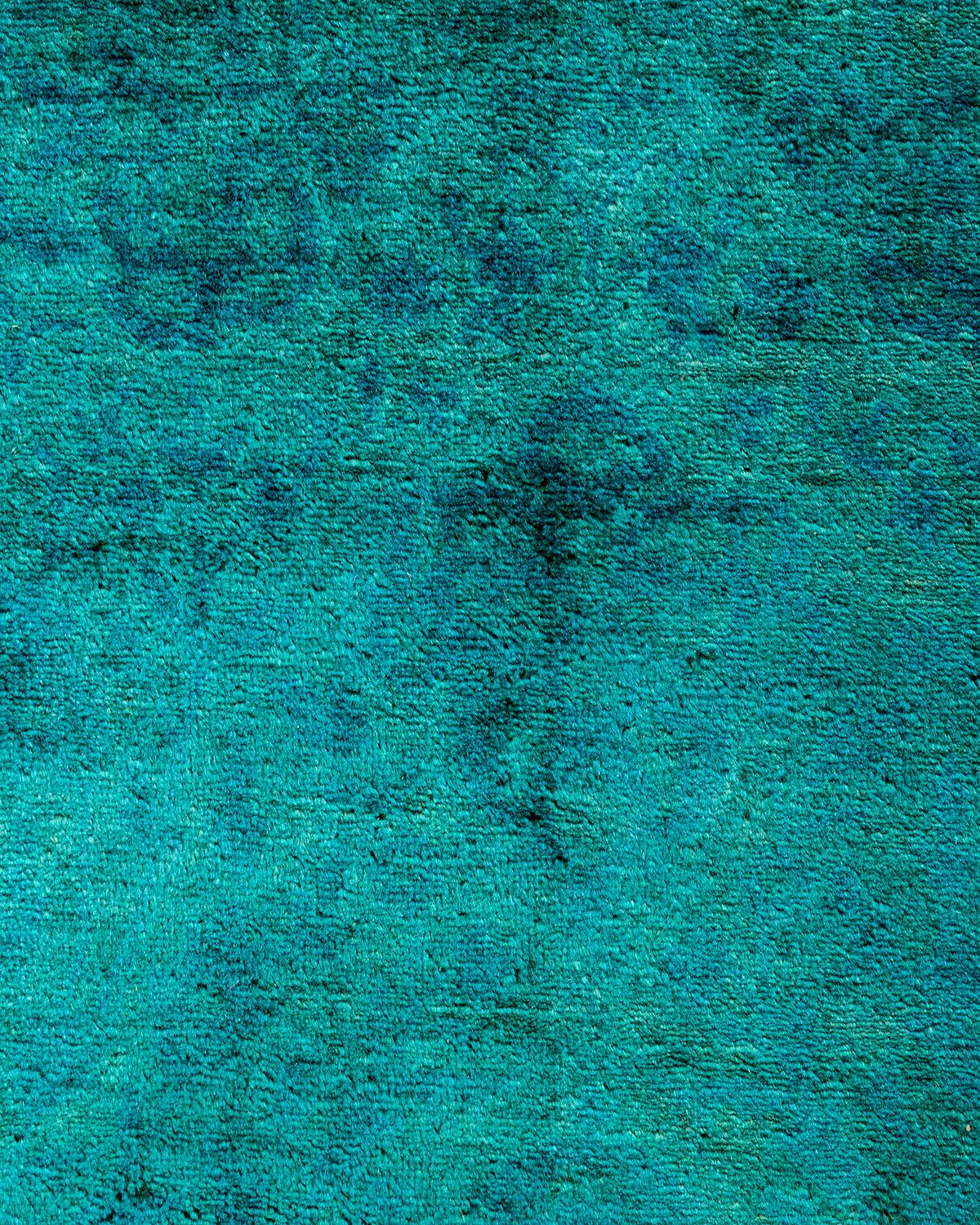 Pakistanais Chemin de table contemporain en laine fine nouée à la main, de couleur verte en vente