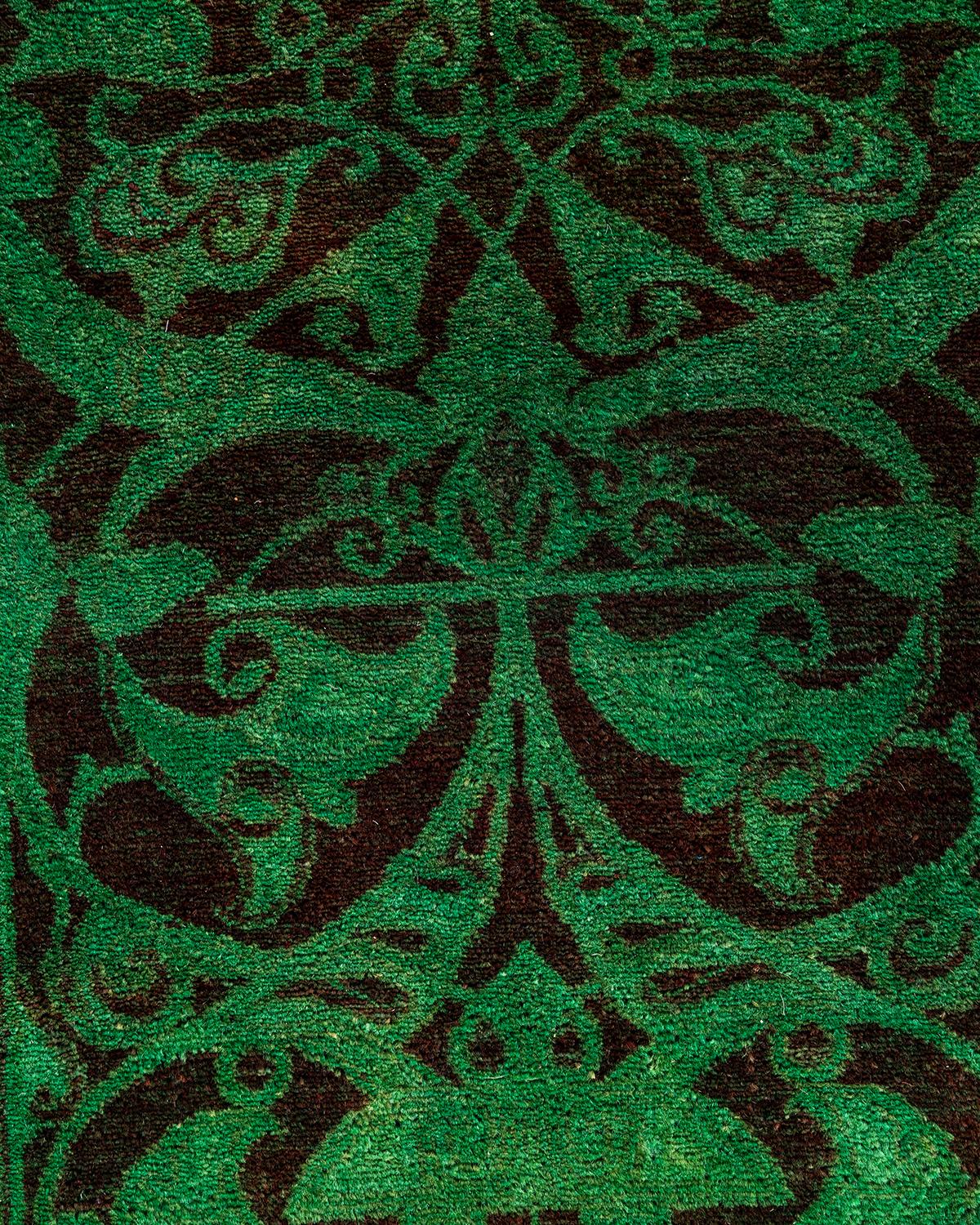 Traves de Mesa Contemporáneo de Lana Verde Anudada a Mano Fine Vibrance Pakistaní en venta