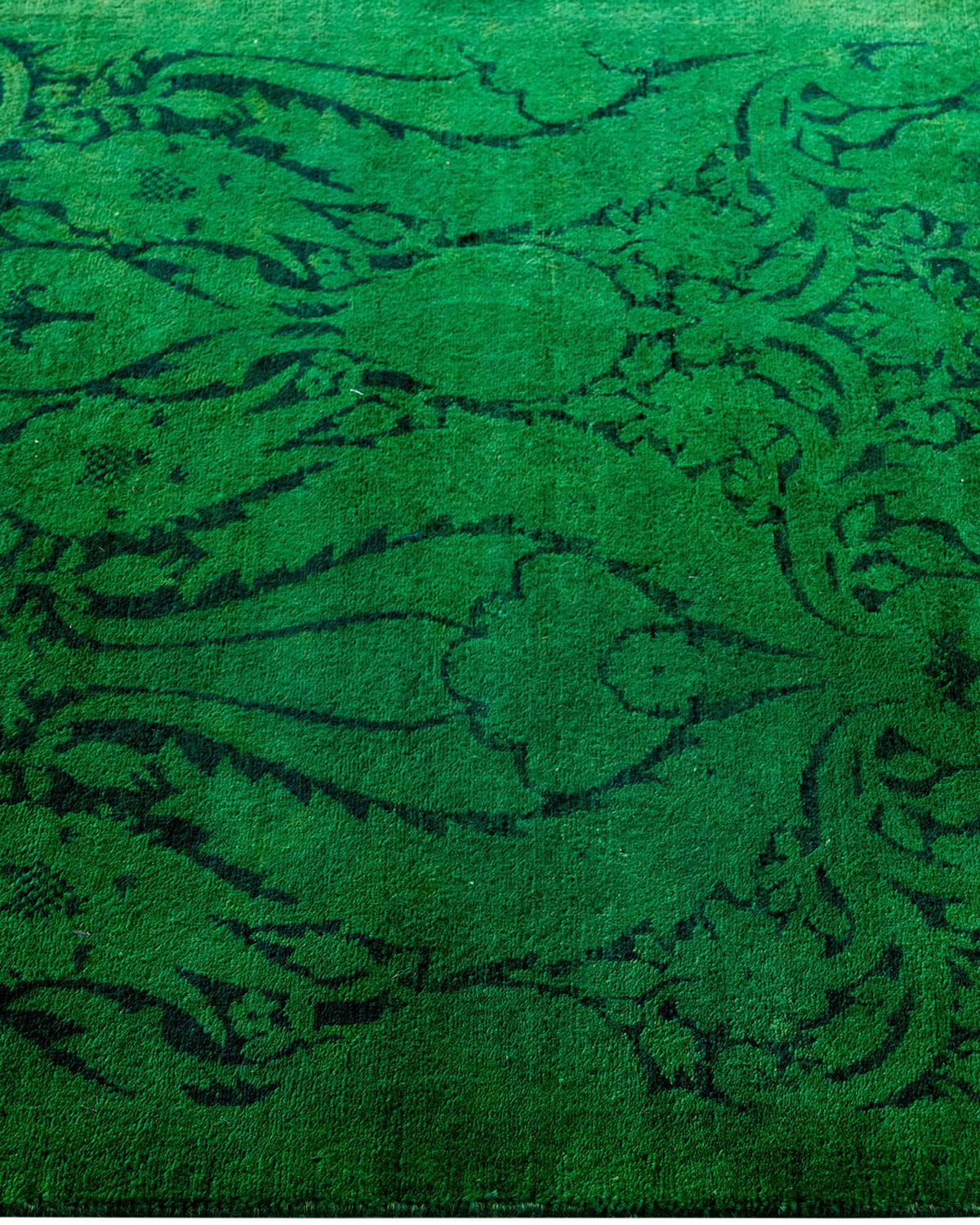 Traves de Mesa Contemporáneo de Lana Verde Anudada a Mano Fine Vibrance en Nuevo estado para la venta en Norwalk, CT