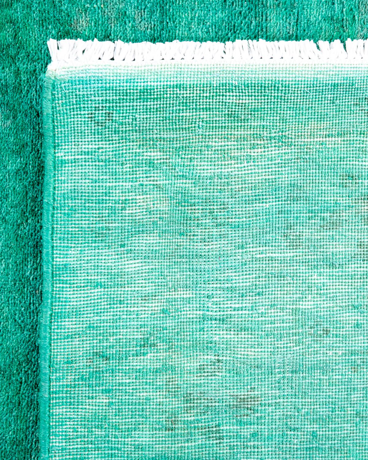 Contemporary Fine Vibrance Hand Knotted Wool Green Läufer  (21. Jahrhundert und zeitgenössisch) im Angebot