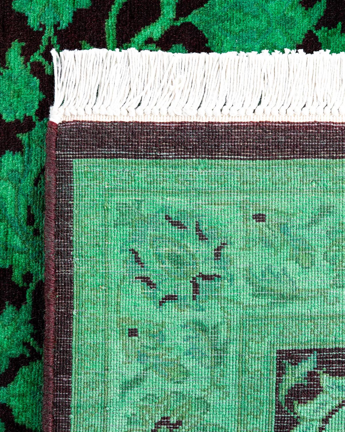 Contemporary Fine Vibrance Hand Knotted Wool Green Runner For Sale 1