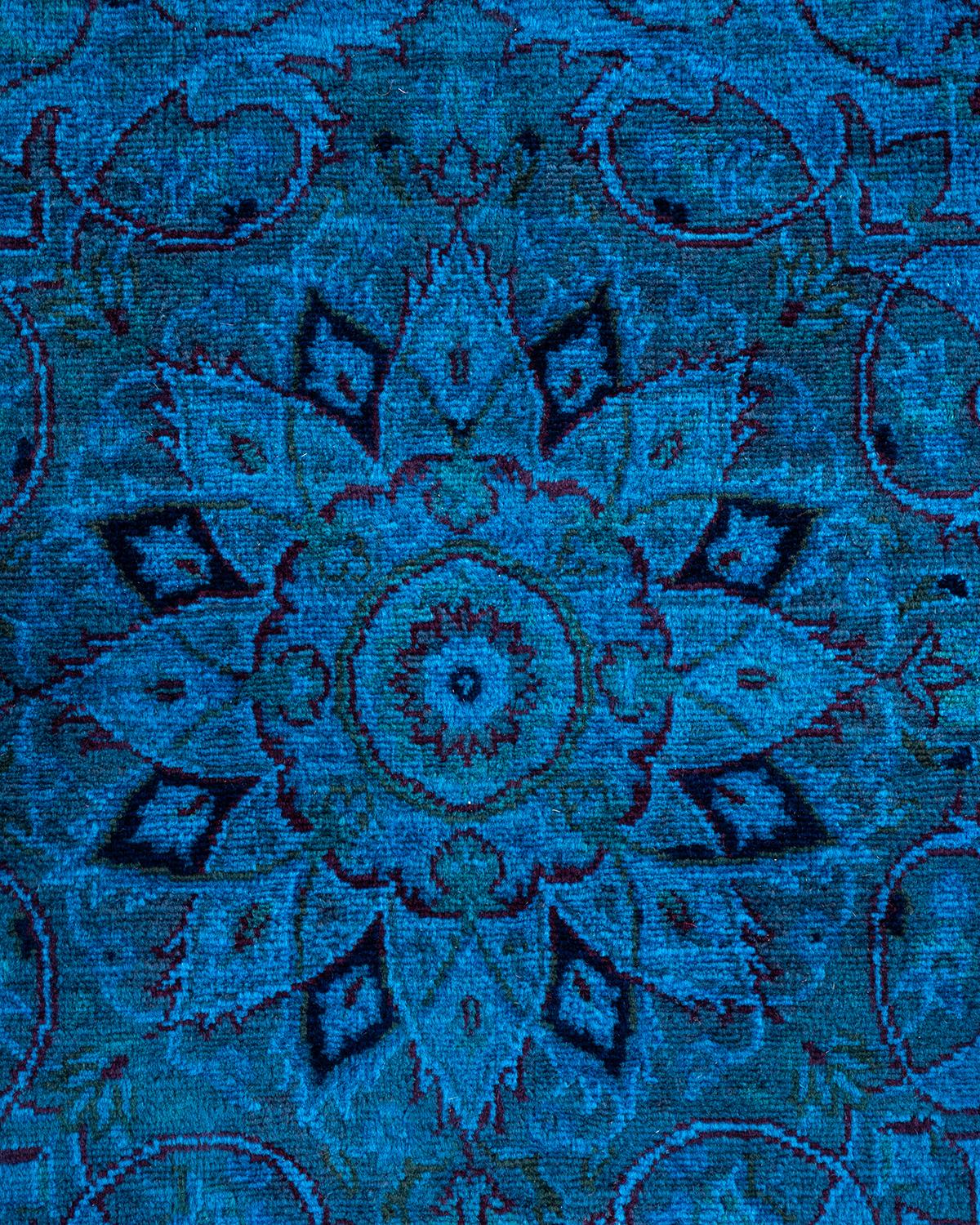 Pakistani Contemporary Fine Vibrance Hand Knotted Wool Light Blue Round Area Rug For Sale