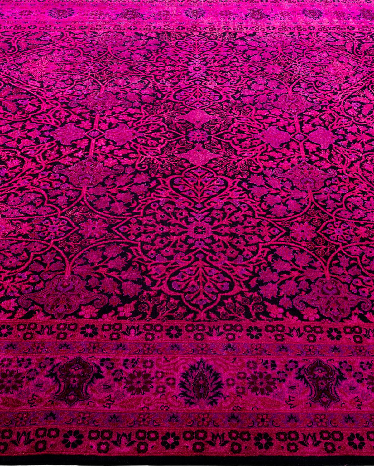 Contemporary Fine Vibrance Hand Knotted Wool Pink Area Rug  im Zustand „Neu“ im Angebot in Norwalk, CT