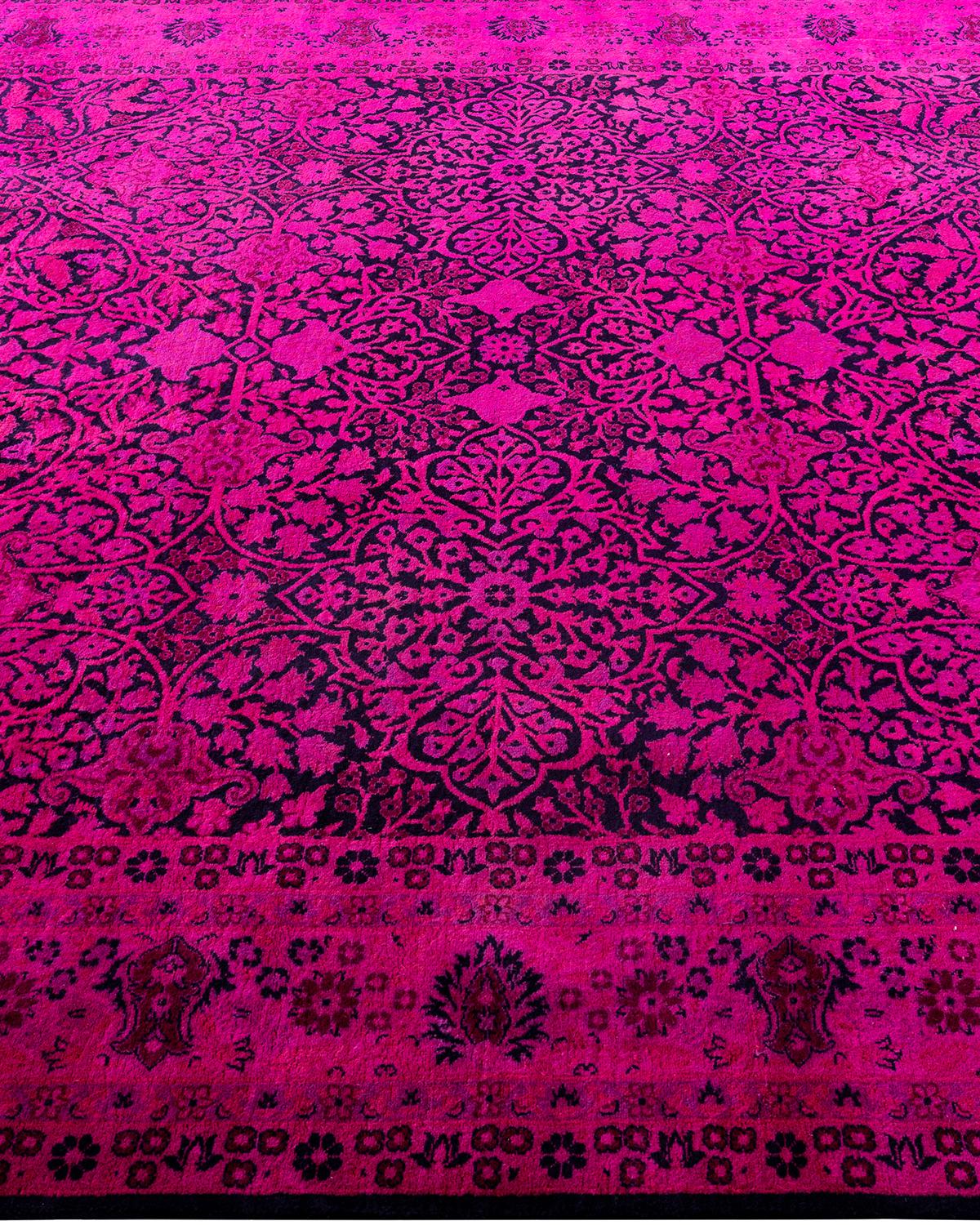 Contemporary Fine Vibrance Hand Knotted Wool Pink Area Rug im Zustand „Neu“ im Angebot in Norwalk, CT