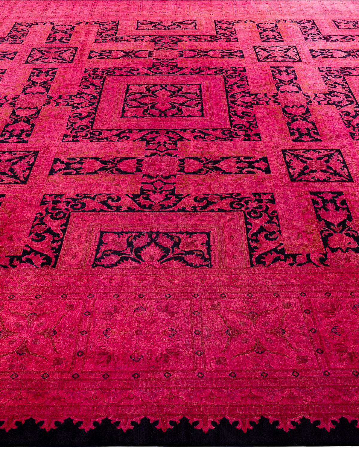 Contemporary Fine Vibrance Hand Knotted Wool Pink Area Rug im Zustand „Neu“ im Angebot in Norwalk, CT
