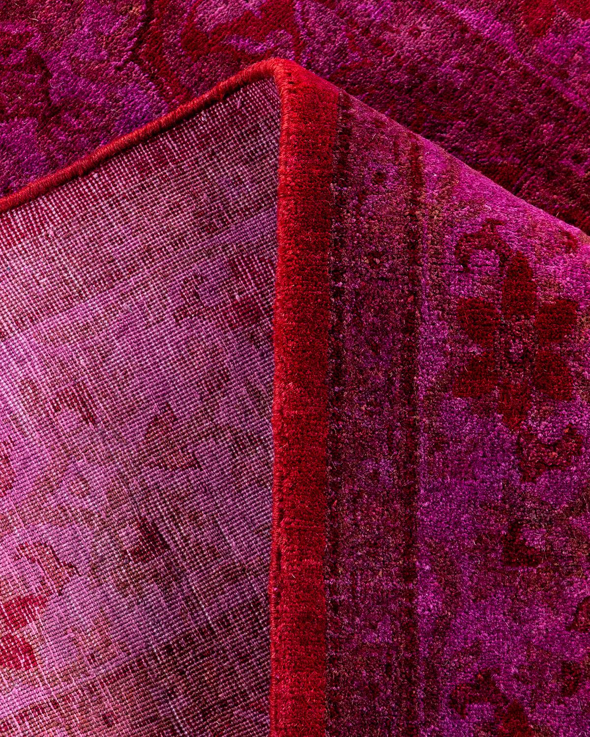 Laine Contemporary Fine Vibrance Hand Knotted Wool Pink Area Rug (Tapis de sol en laine rose nouée à la main) en vente