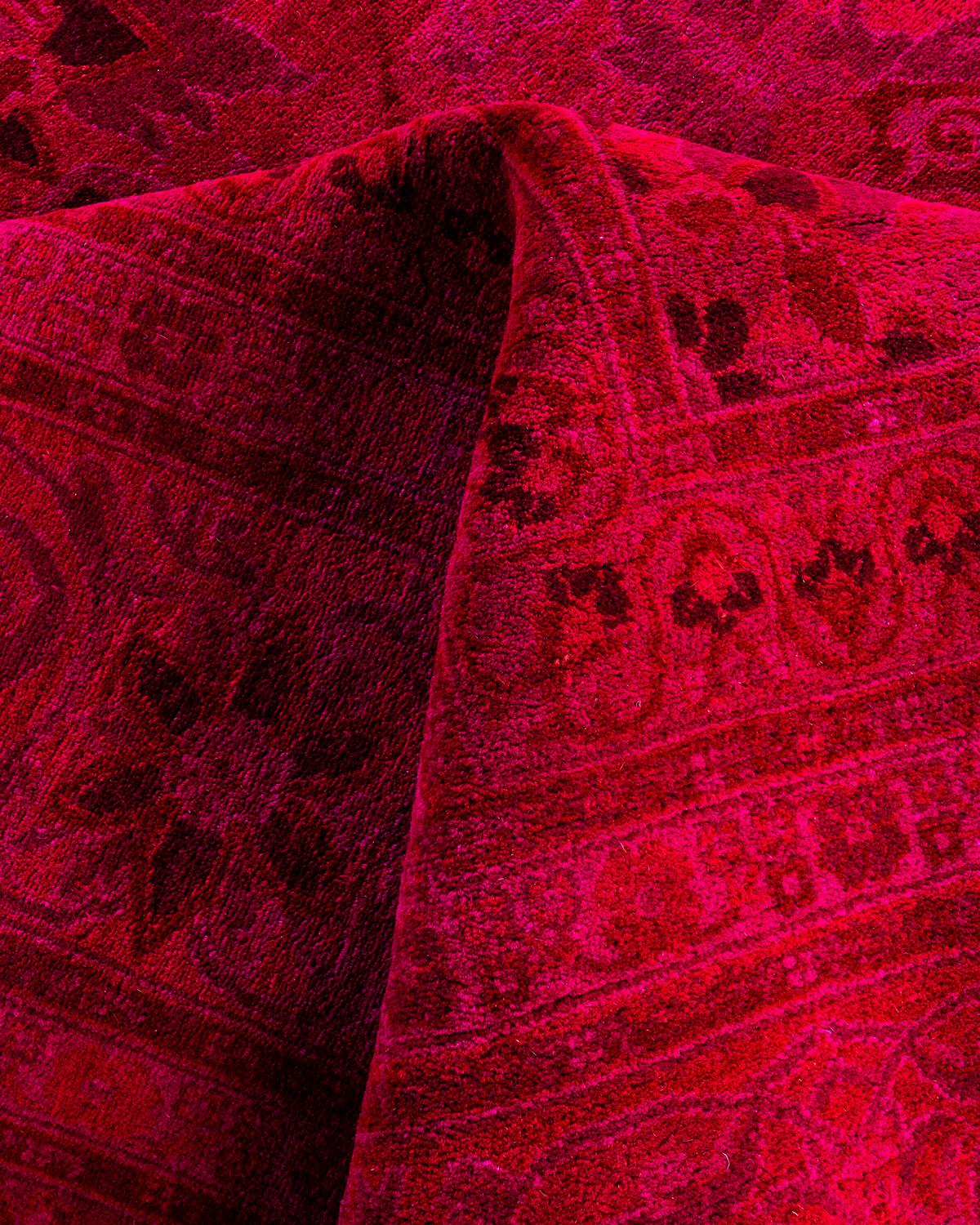 Contemporary Fine Vibrance Hand Knotted Wool Pink Area Rug For Sale 3