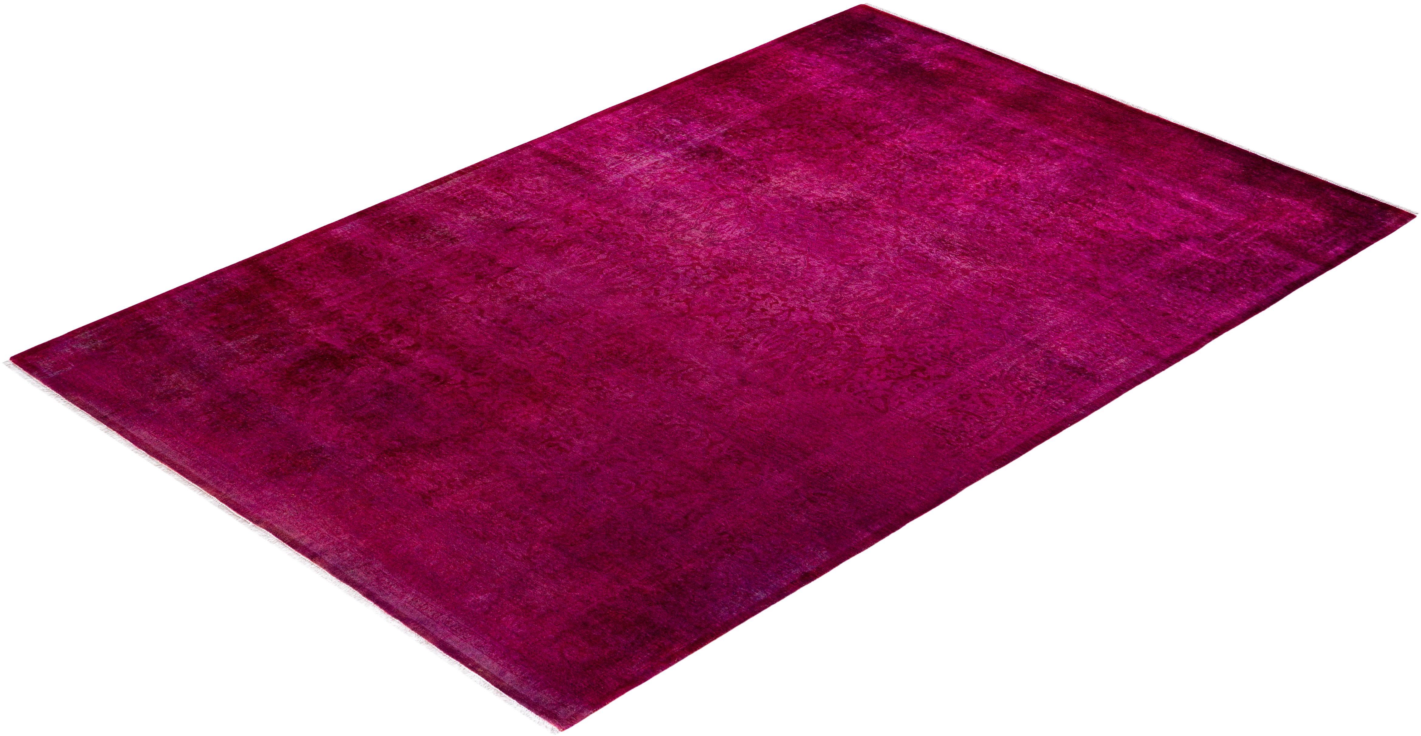 Alfombra contemporánea de lana anudada a mano en tonos rosas en venta 2