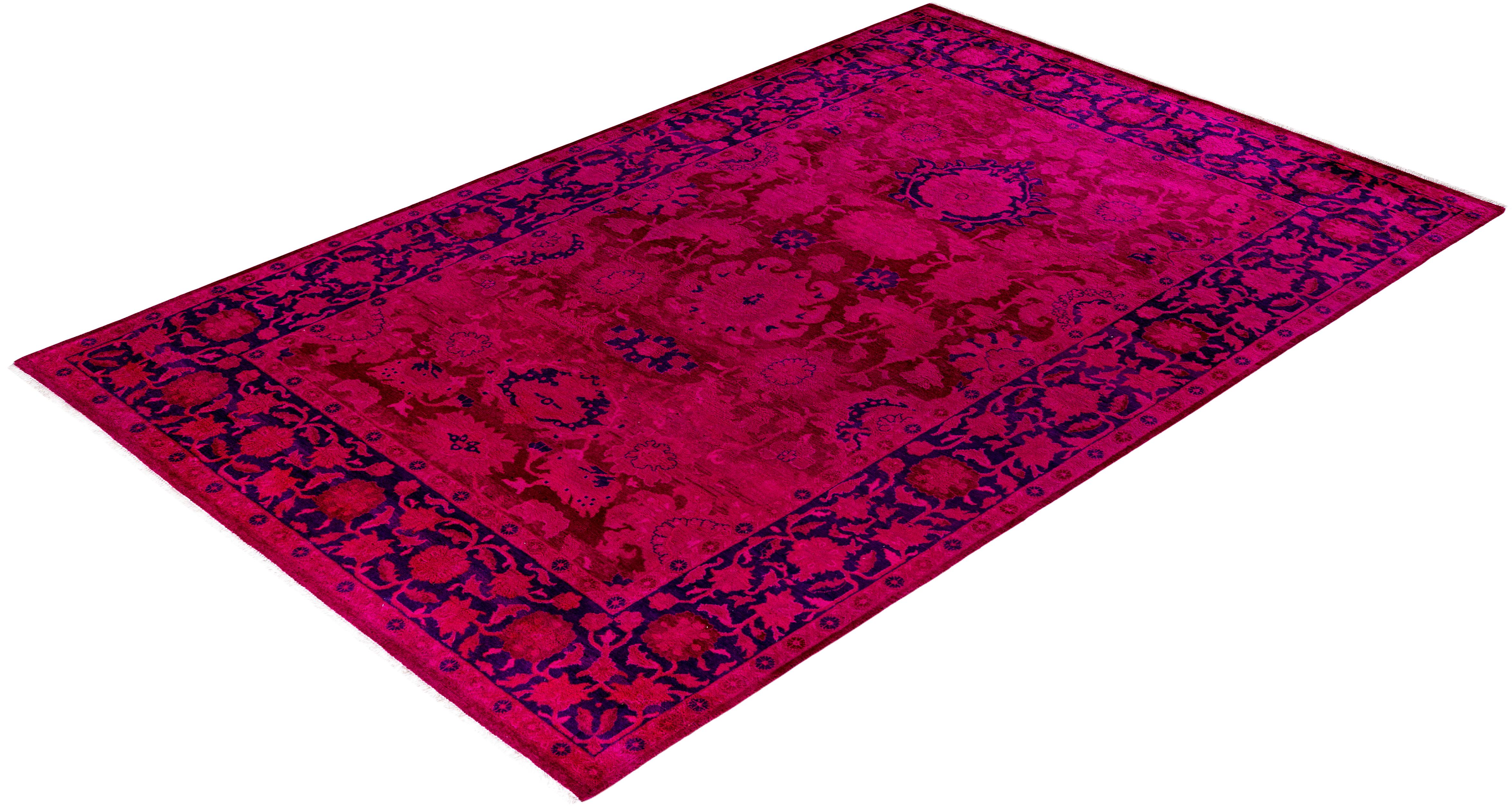 Contemporary Fine Vibrance Hand Knotted Wool Pink Area Rug For Sale 4