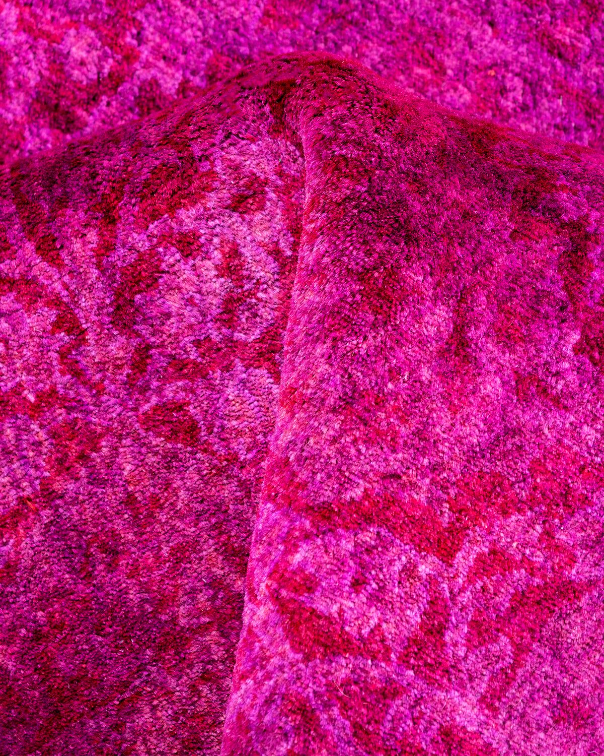 Contemporary Fine Vibrance Hand Knotted Wool Pink Round Area Rug 3