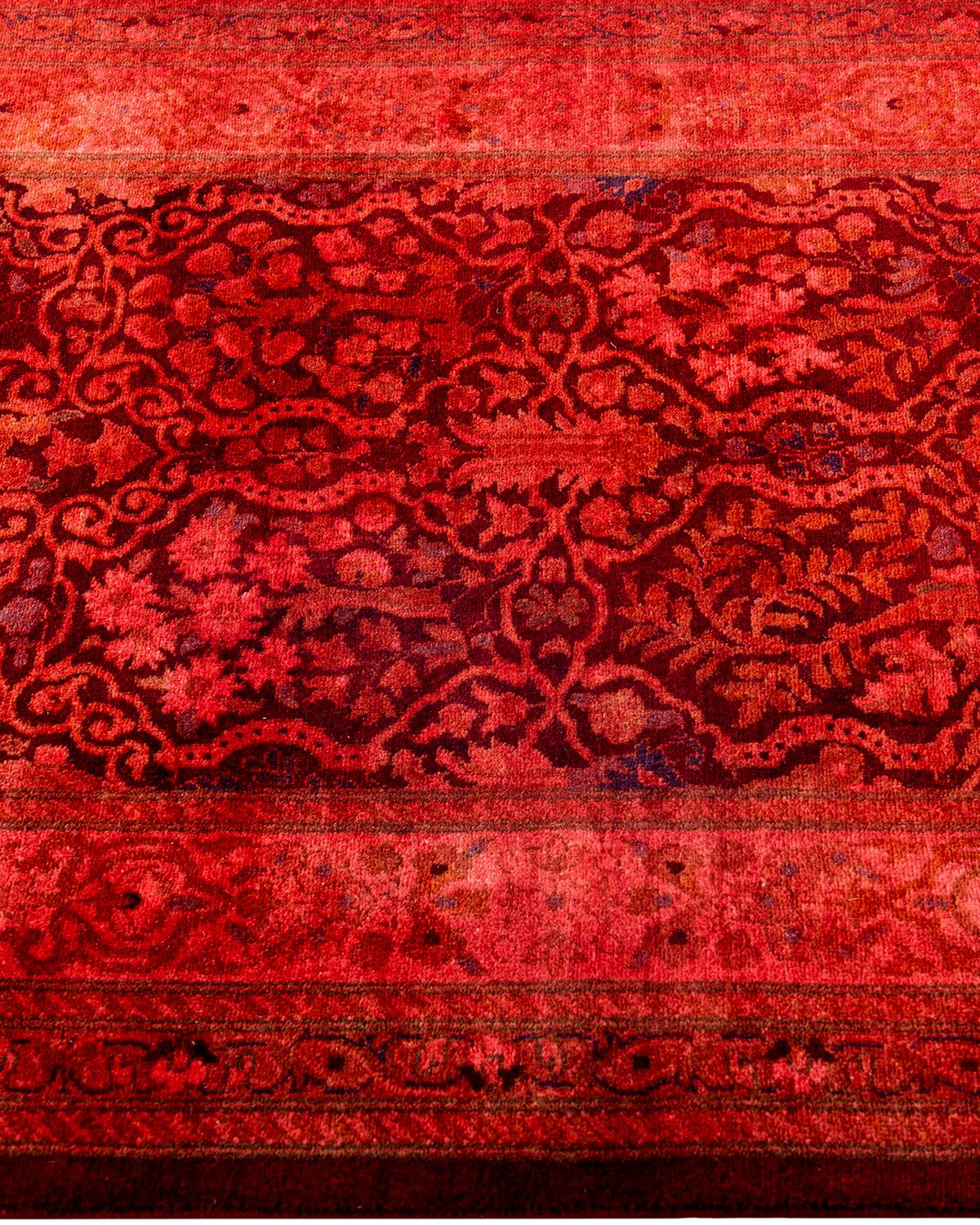 Contemporary Fine Vibrance Hand Knotted Wool Pink Runner  In New Condition For Sale In Norwalk, CT