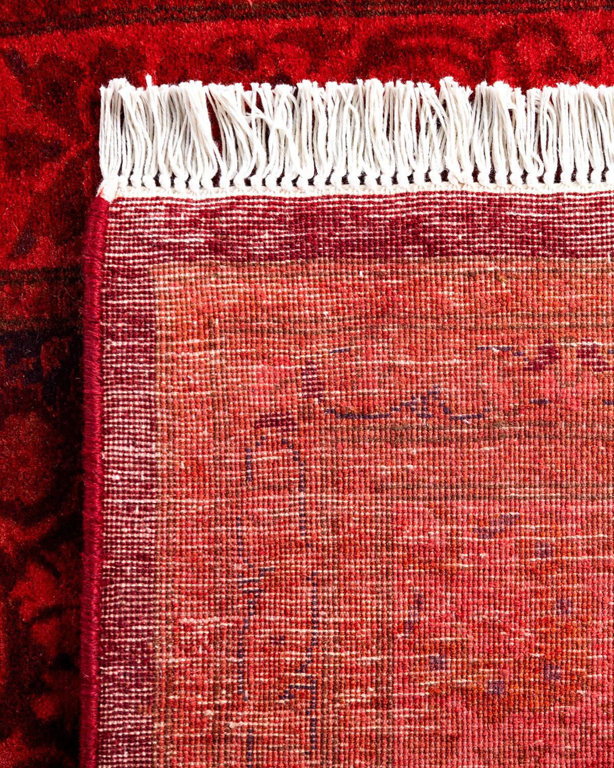 Contemporary Fine Vibrance Hand Knotted Wool Pink Runner  (21. Jahrhundert und zeitgenössisch) im Angebot