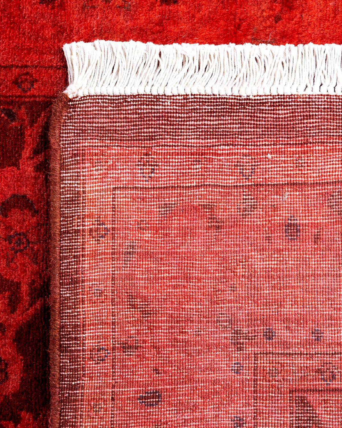 Contemporary Fine Vibrance Hand Knotted Wool Pink Runner For Sale 1