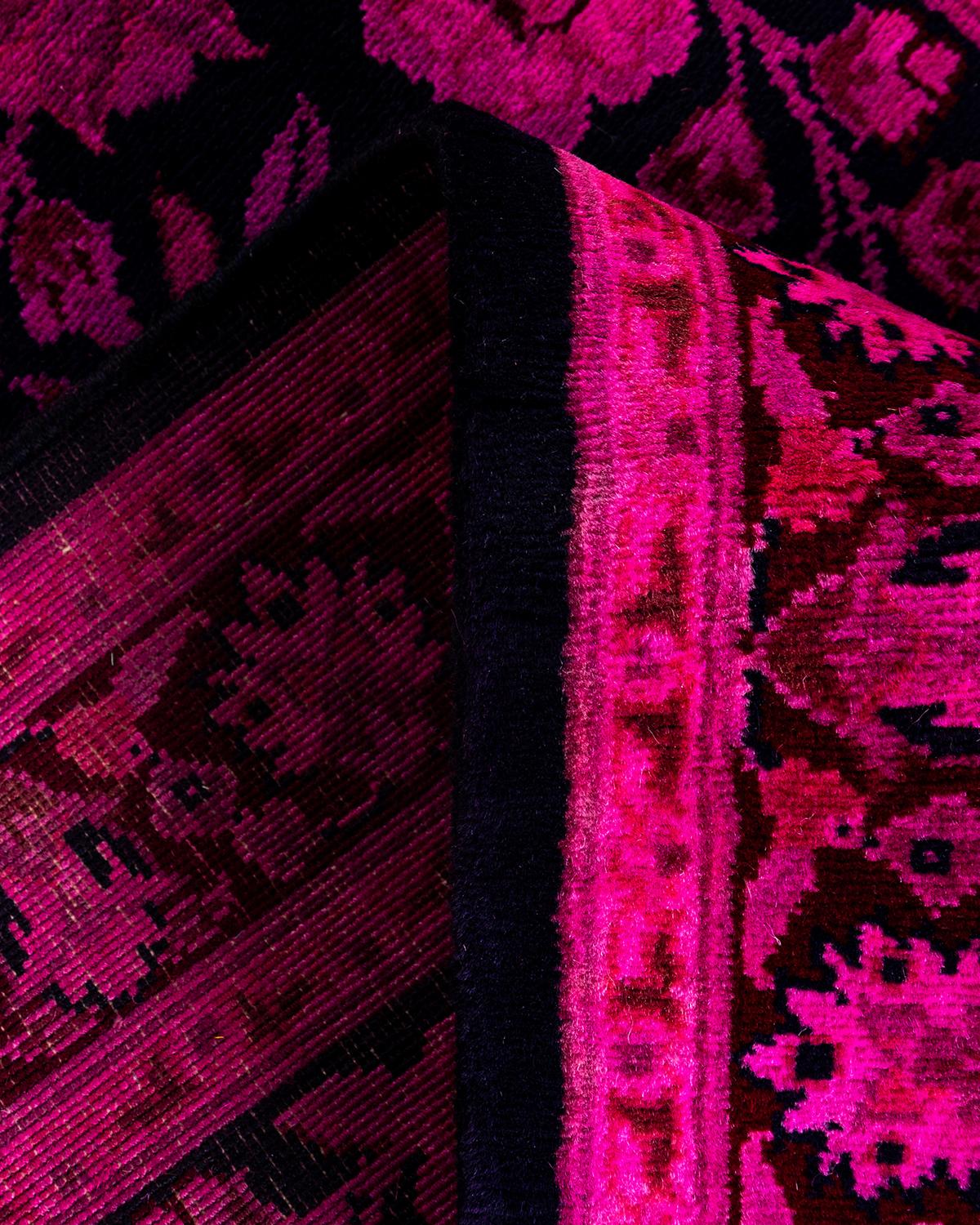 Laine Chemin de table contemporain en laine fine nouée à la main rose en vente
