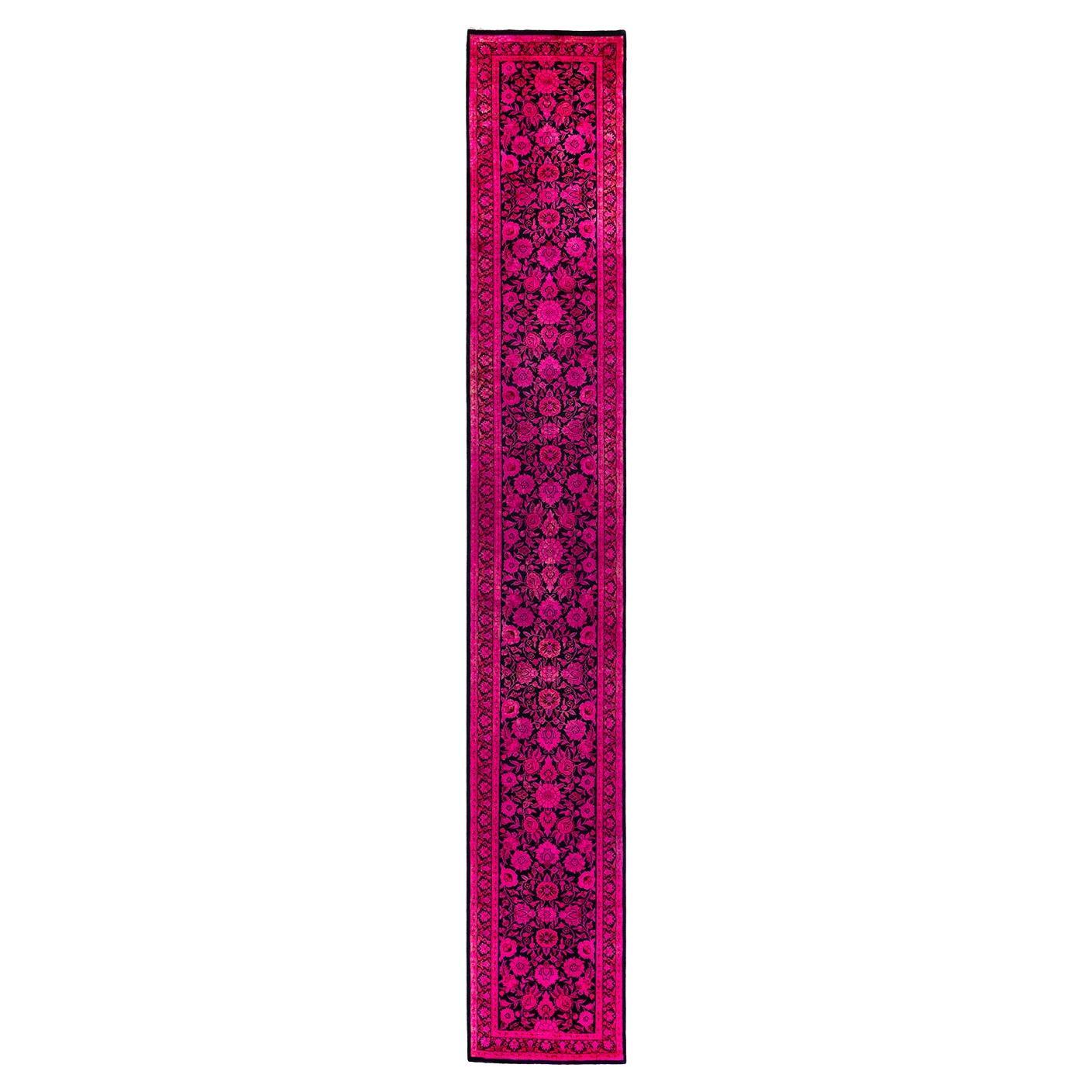 Contemporary Fine Vibrance Hand Knotted Wool Pink Runner