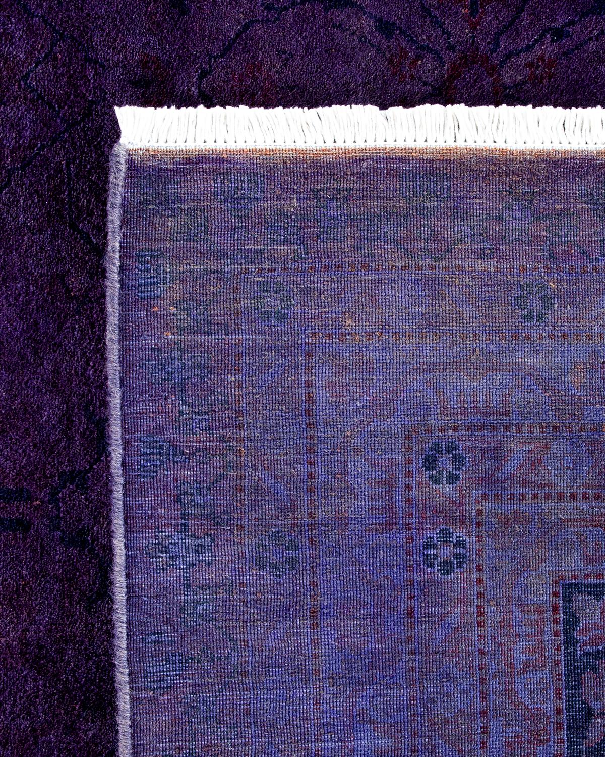 Contemporary Fine Vibrance Hand Knotted Wool Purple Area Rug (21. Jahrhundert und zeitgenössisch) im Angebot