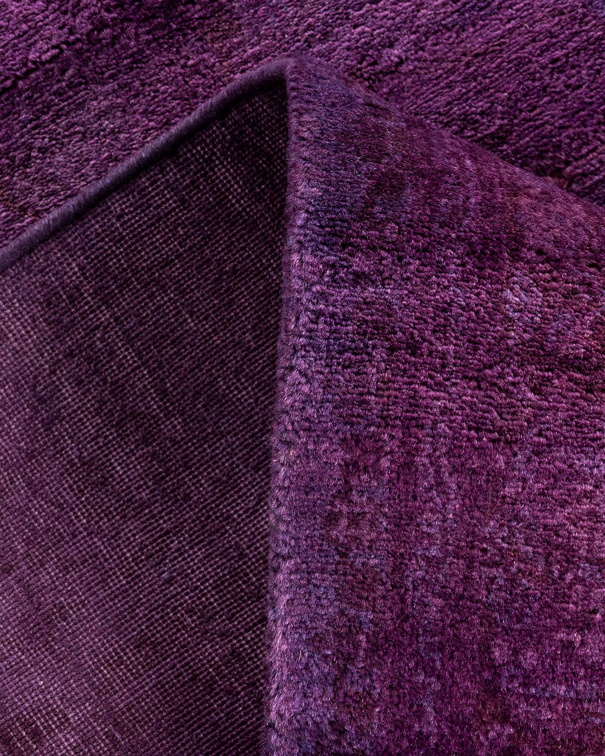 Laine Tapis de course contemporain en laine fine nouée à la main pourpre en vente