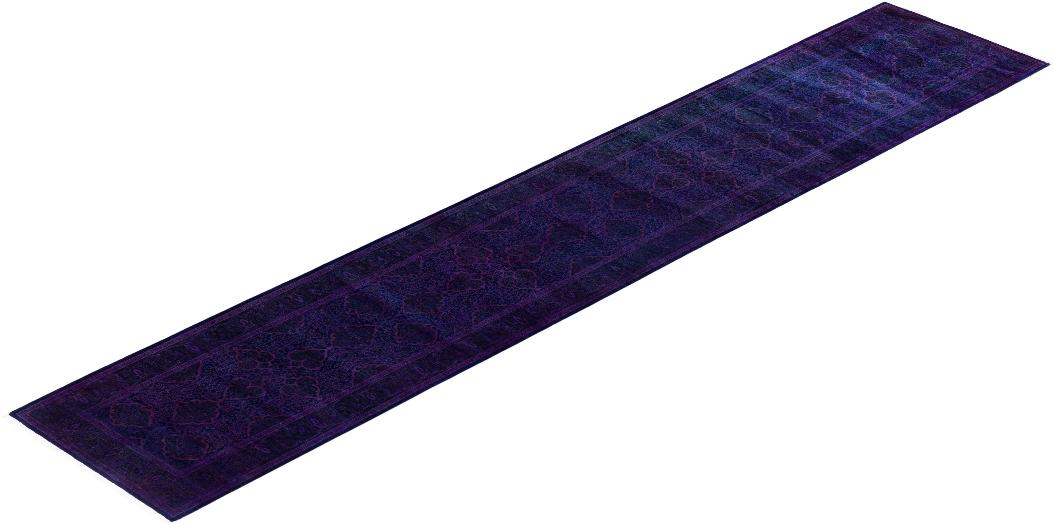 Contemporary Fine Vibrance Hand Knotted Wool Purple Runner  im Angebot 2