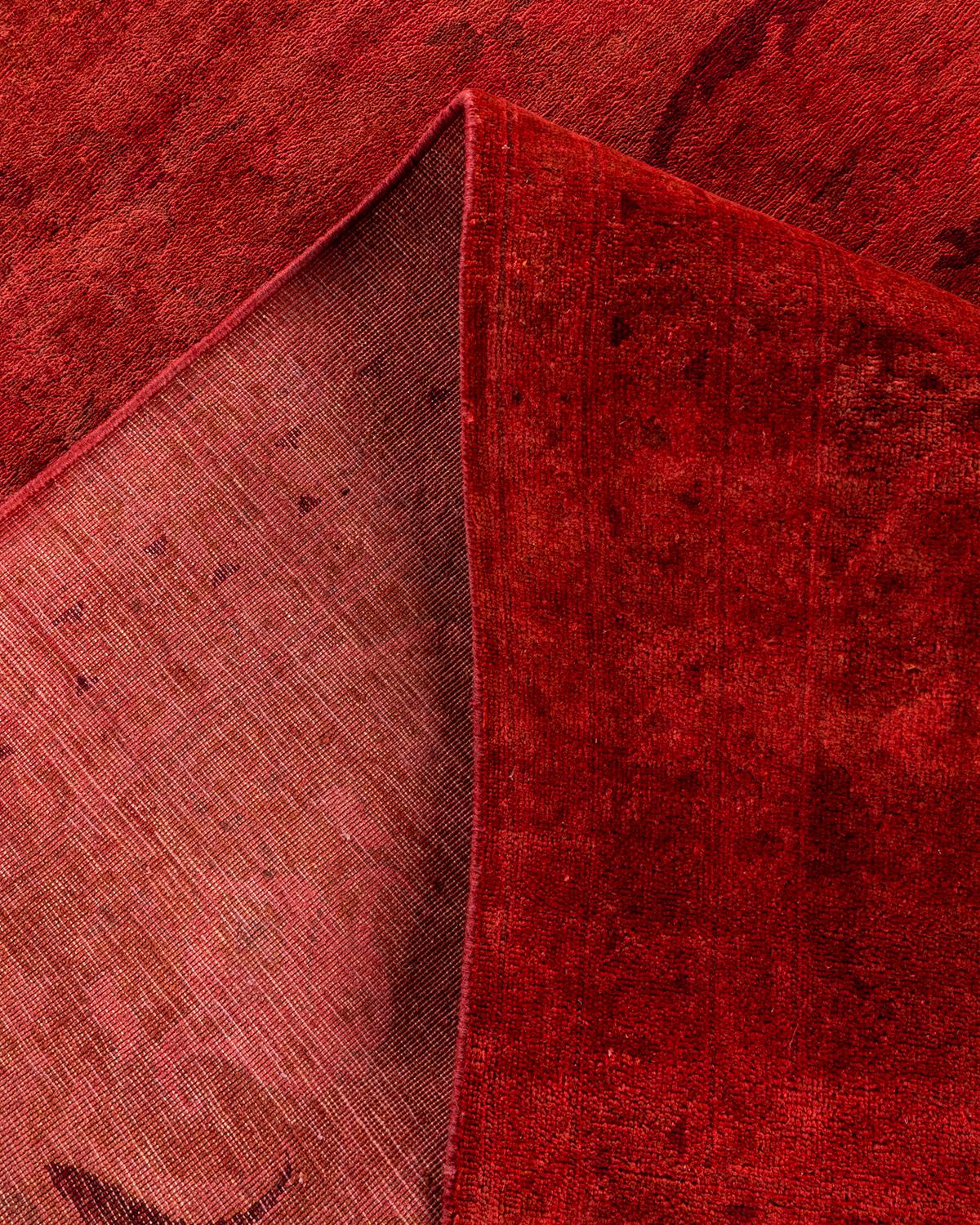 Lana Tappeto contemporaneo Fine Vibrance in lana annodata a mano di colore rosso in vendita