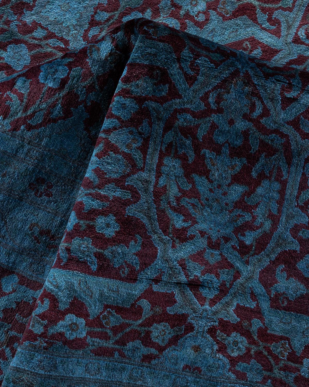 Contemporary Fine Vibrance Hand Knotted Wool Red Area Rug im Angebot 1