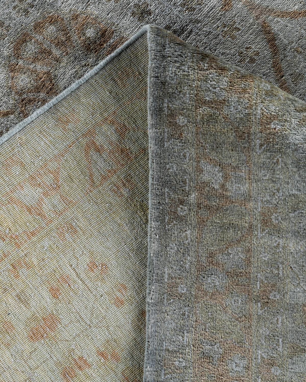 Laine Tapis Contemporary Fine Vibrance en laine nouée à la main A Silver en vente