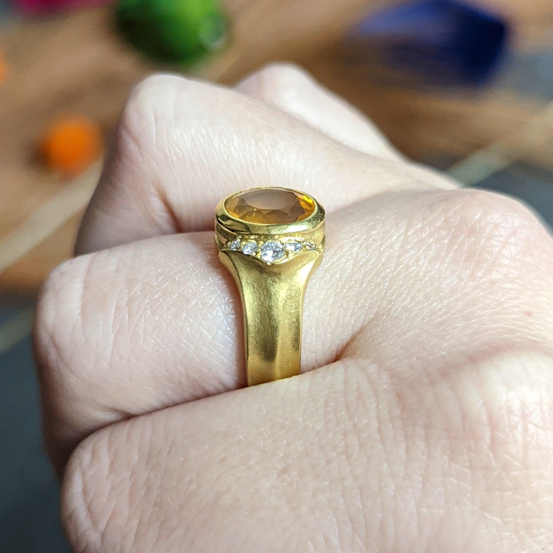 Contemporary Fire Opal Diamond 18 Karat Gold Gemstone Ring 6