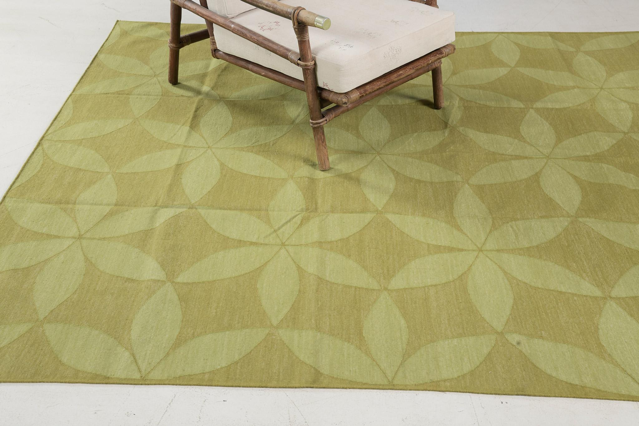 Indian Contemporary Flat-Weave Rug Cielo Collection Flora Cricket For Sale