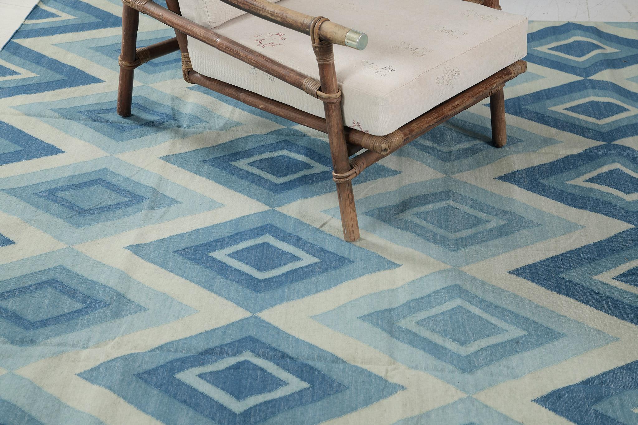 Contemporary Flat-Weave Rug Cielo Collection Permata Turquoise In New Condition For Sale In WEST HOLLYWOOD, CA
