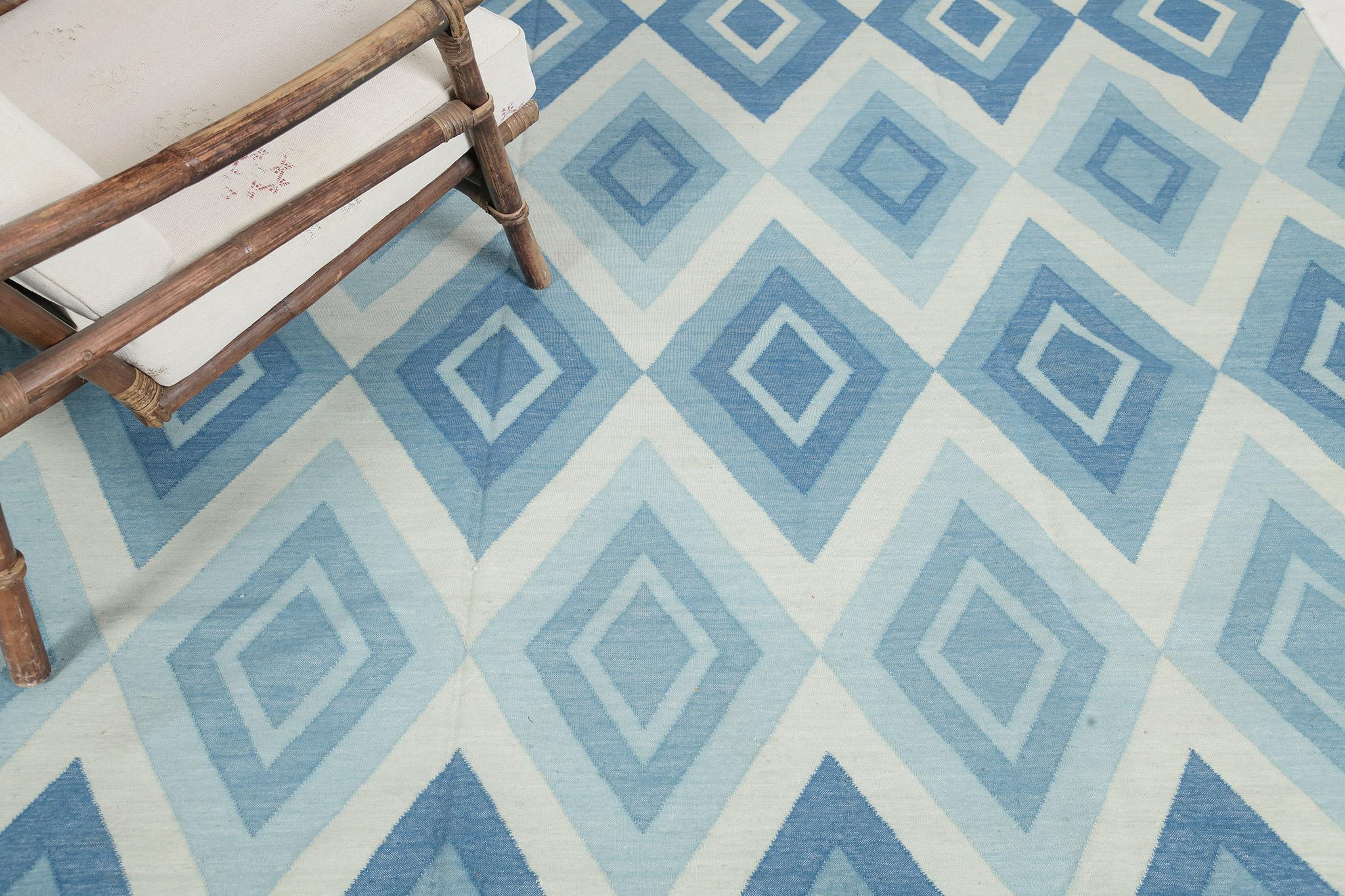 Wool Contemporary Flat-Weave Rug Cielo Collection Permata Turquoise For Sale
