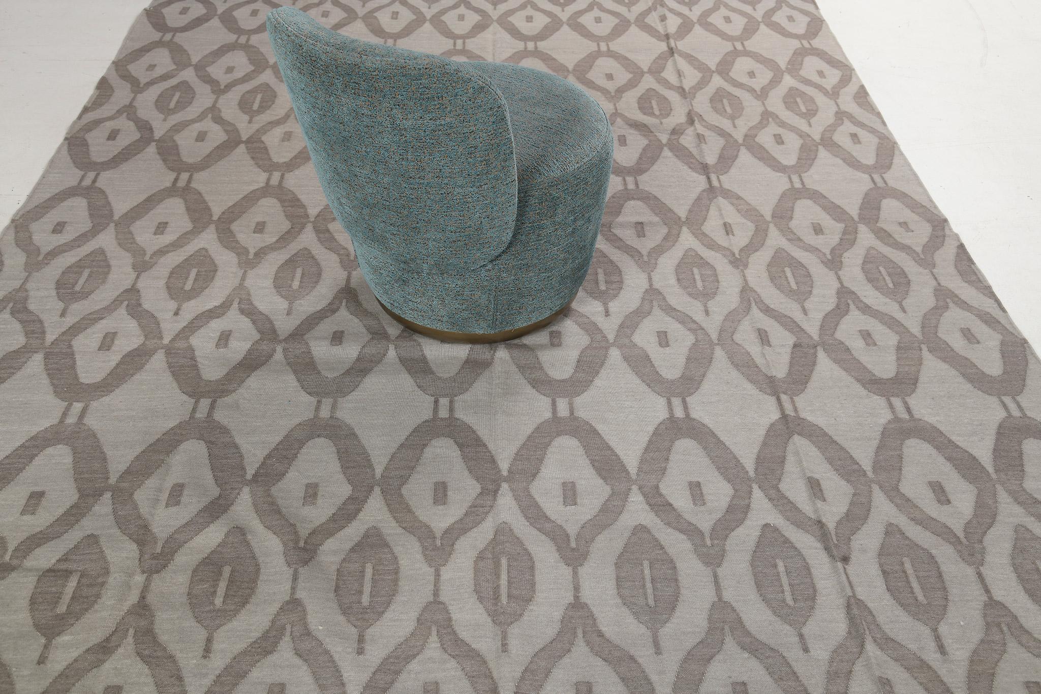 Contemporary Flat-Weave Rug Cielo Collection Zag Mocha In New Condition For Sale In WEST HOLLYWOOD, CA