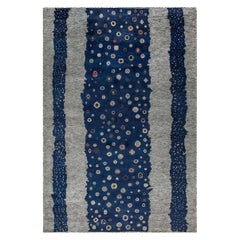 Flen contemporaneo di ispirazione svedese in pile di lana blu e grigia di Doris Leslie Blau