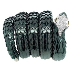 Contemporary Flexible 18 Karat Gold Snake Bracelet with Diamond and Citrine Eye