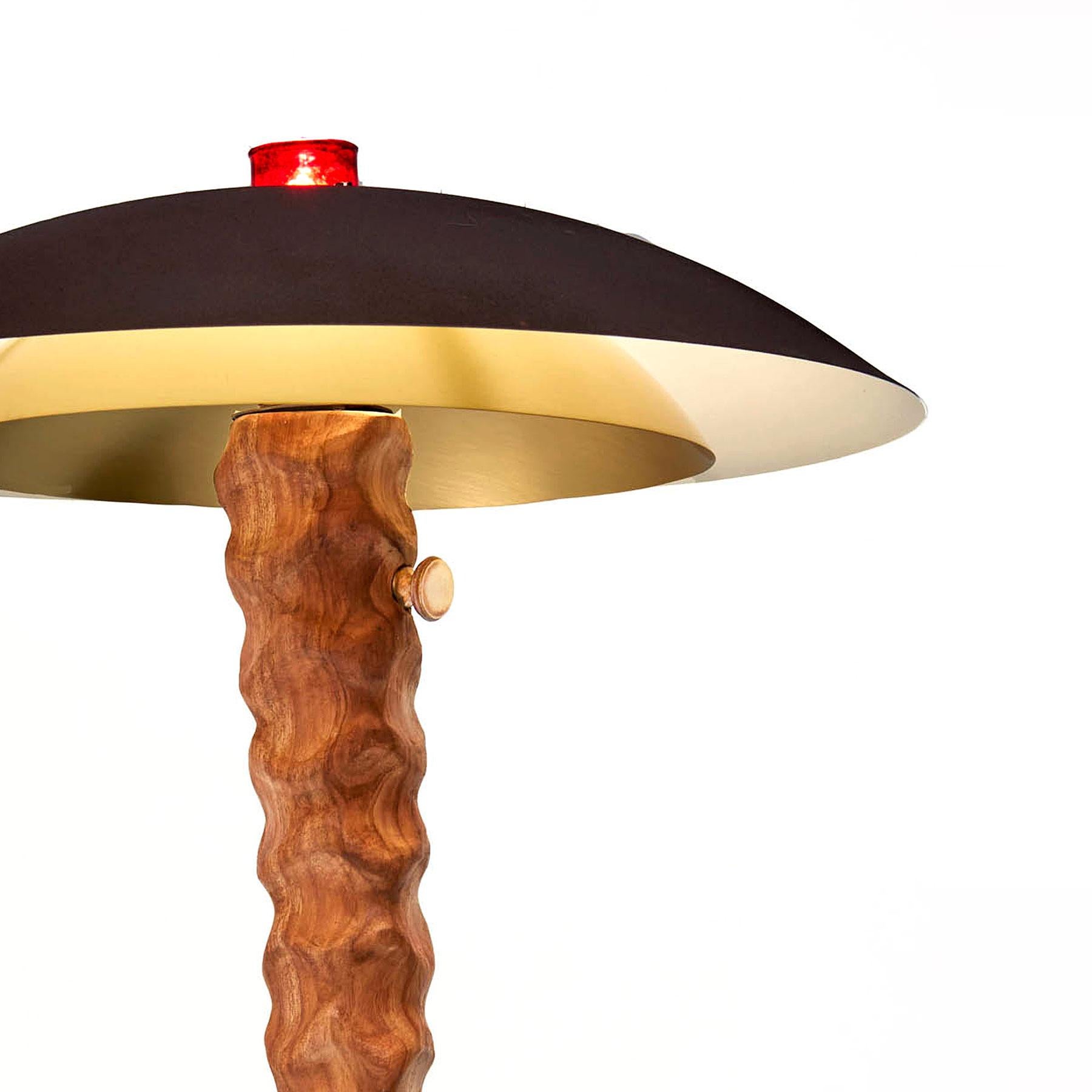 Espagnol Lampadaire contemporain Astar de Oma Light Design, laiton, Acacia, Barcelone en vente