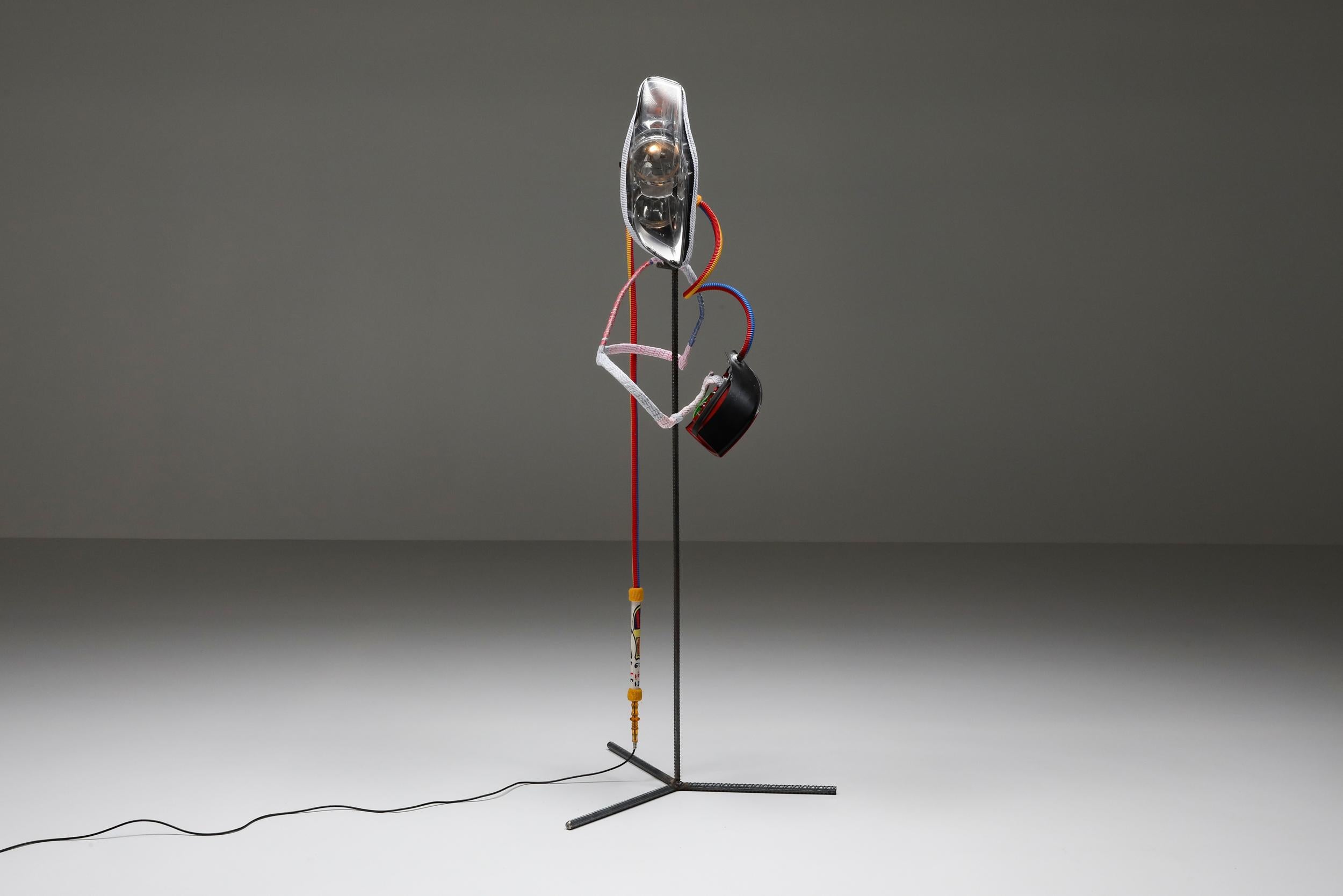 Zeitgenössische Stehlampe von Lionel Jadot 'Gilga', Basel für belgische Kunst und Design (Organische Moderne) im Angebot