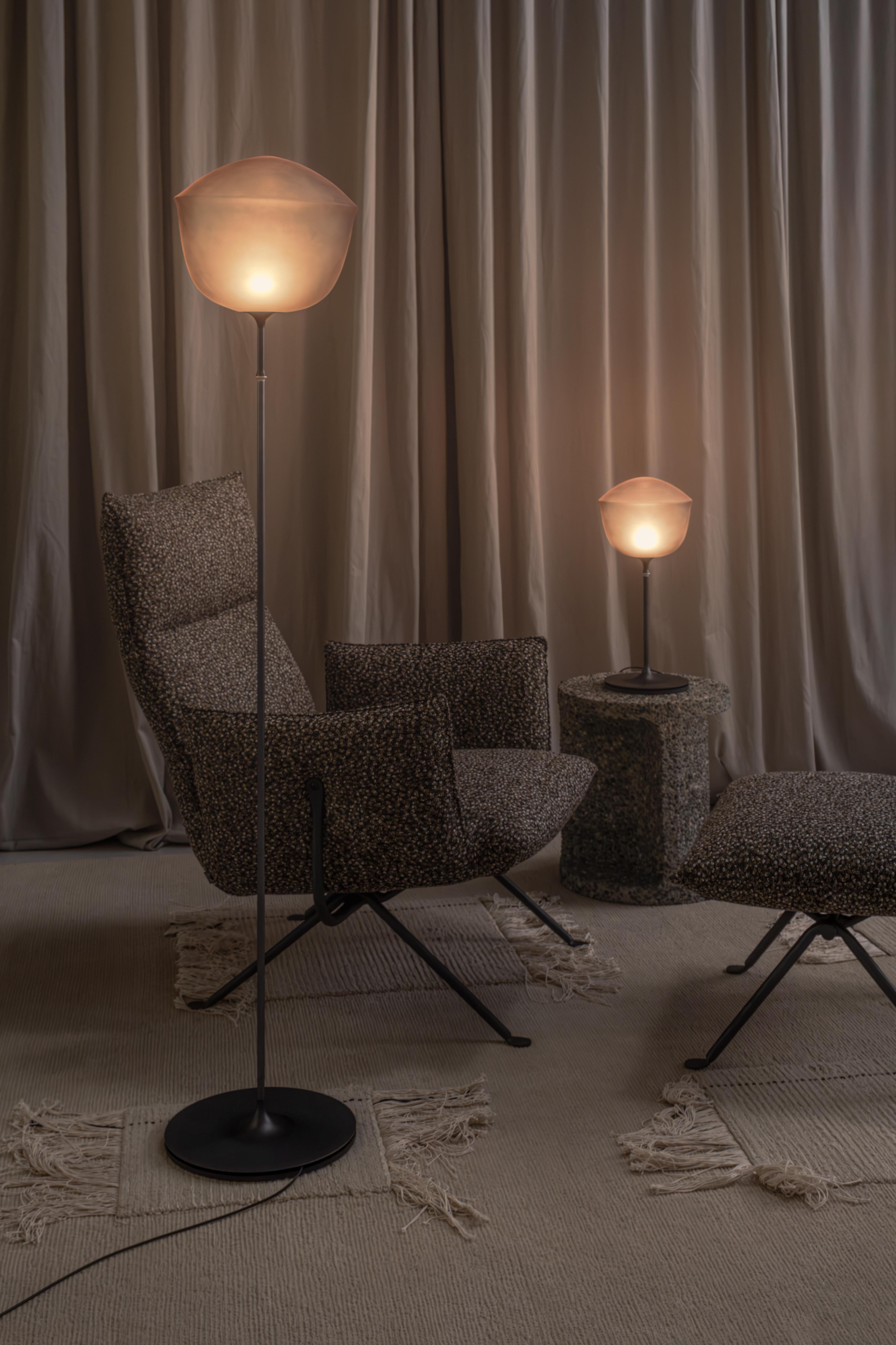 Lámpara de pie contemporánea 'Contour' 300, Perla by AND en venta 7