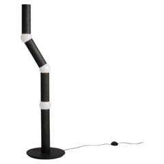 Lampada da terra Contemporary 'Lightbone' di Oblure, nero