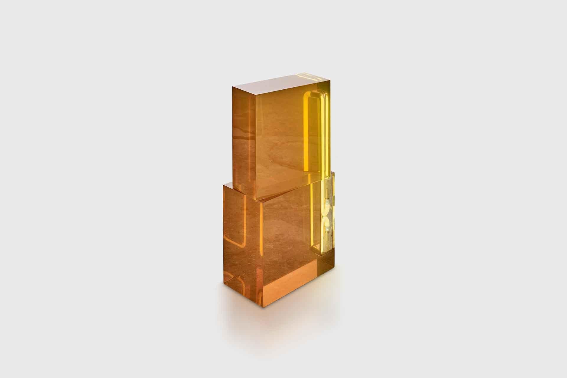 Table lamp model “Totem”
Manufactured by Sabine Marcelis
Produced in exclusive for SIDE GALLERY
Rotterdam, The Netherlands 2018
Resin, Neon (+transformer)

Measurements
30 cm x 17 cm x 60h cm
11,81 in x 6,69 in x 23,62h