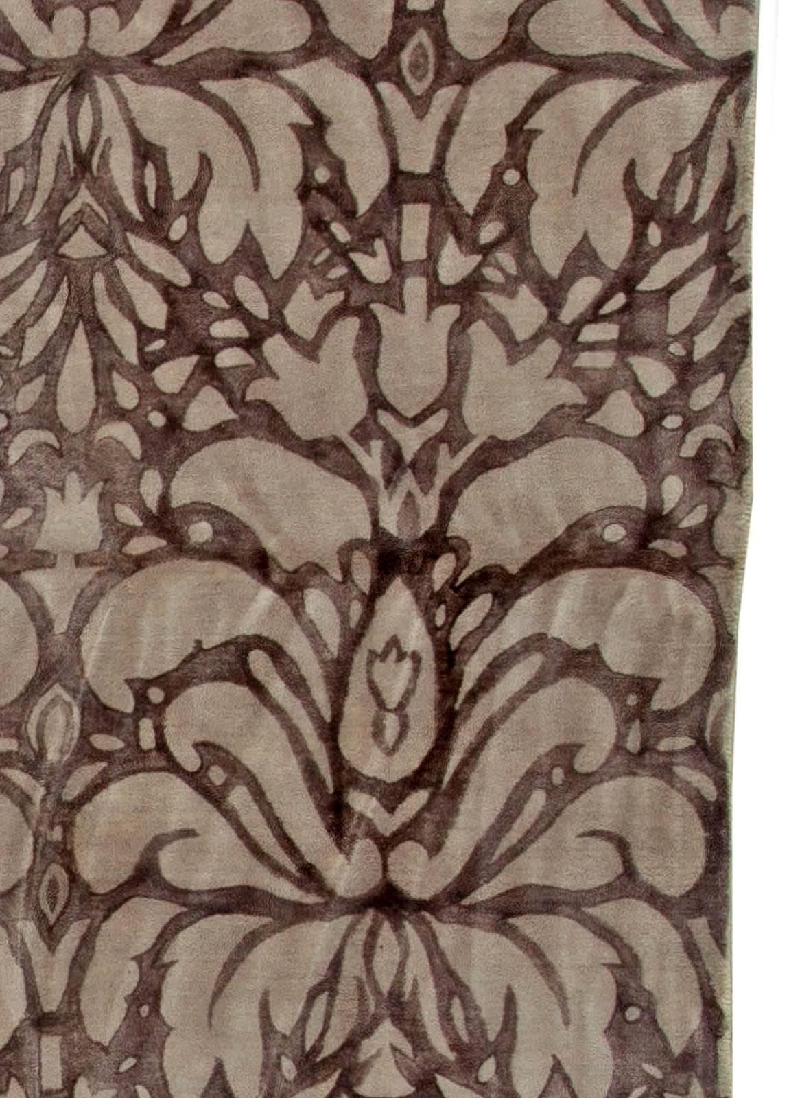 Contemporary Floral Design Handmade Wool Rug by Doris Leslie Blau In New Condition For Sale In New York, NY