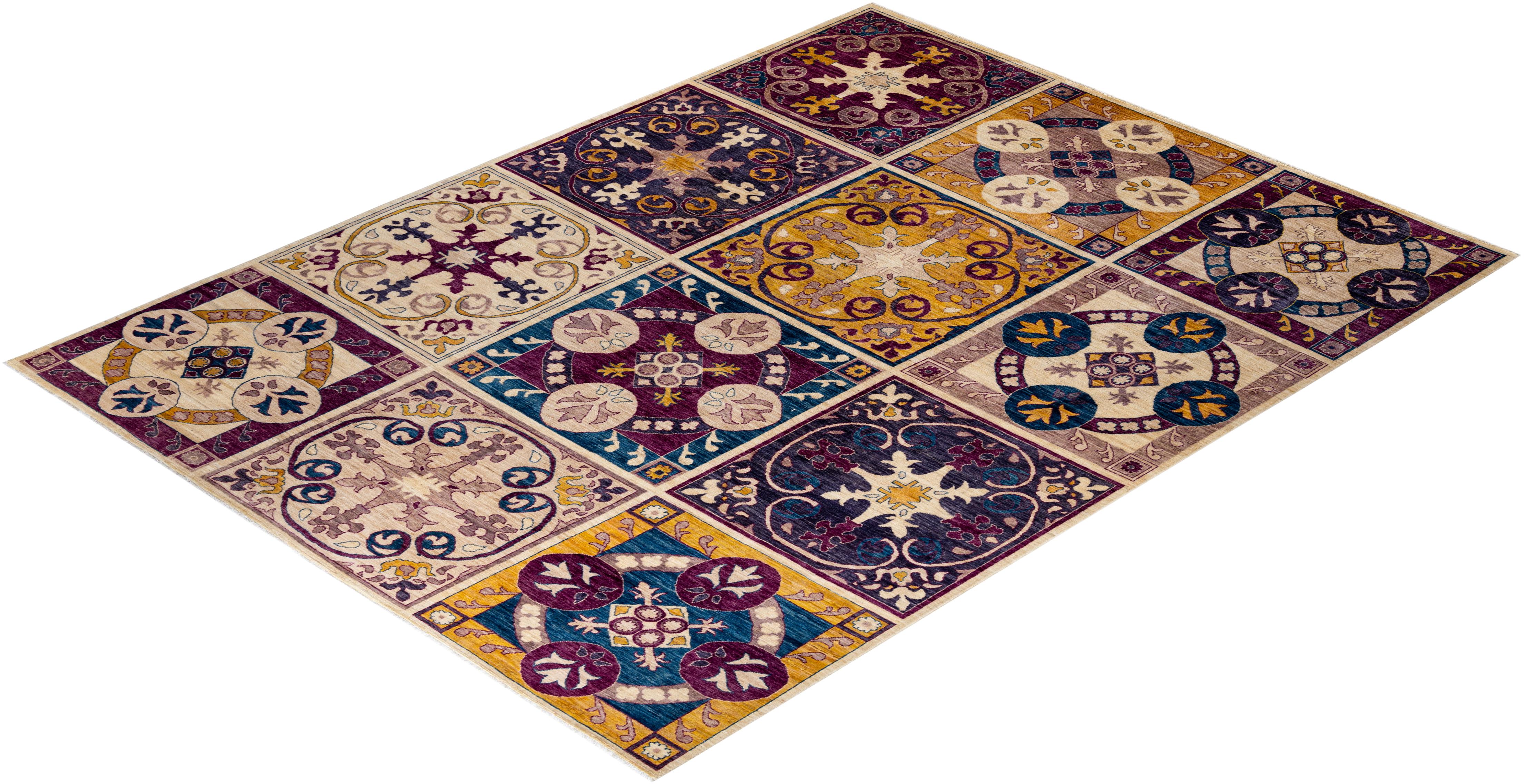 Contemporary Floral Hand Knotted Wool Multi Area Rug im Angebot 2